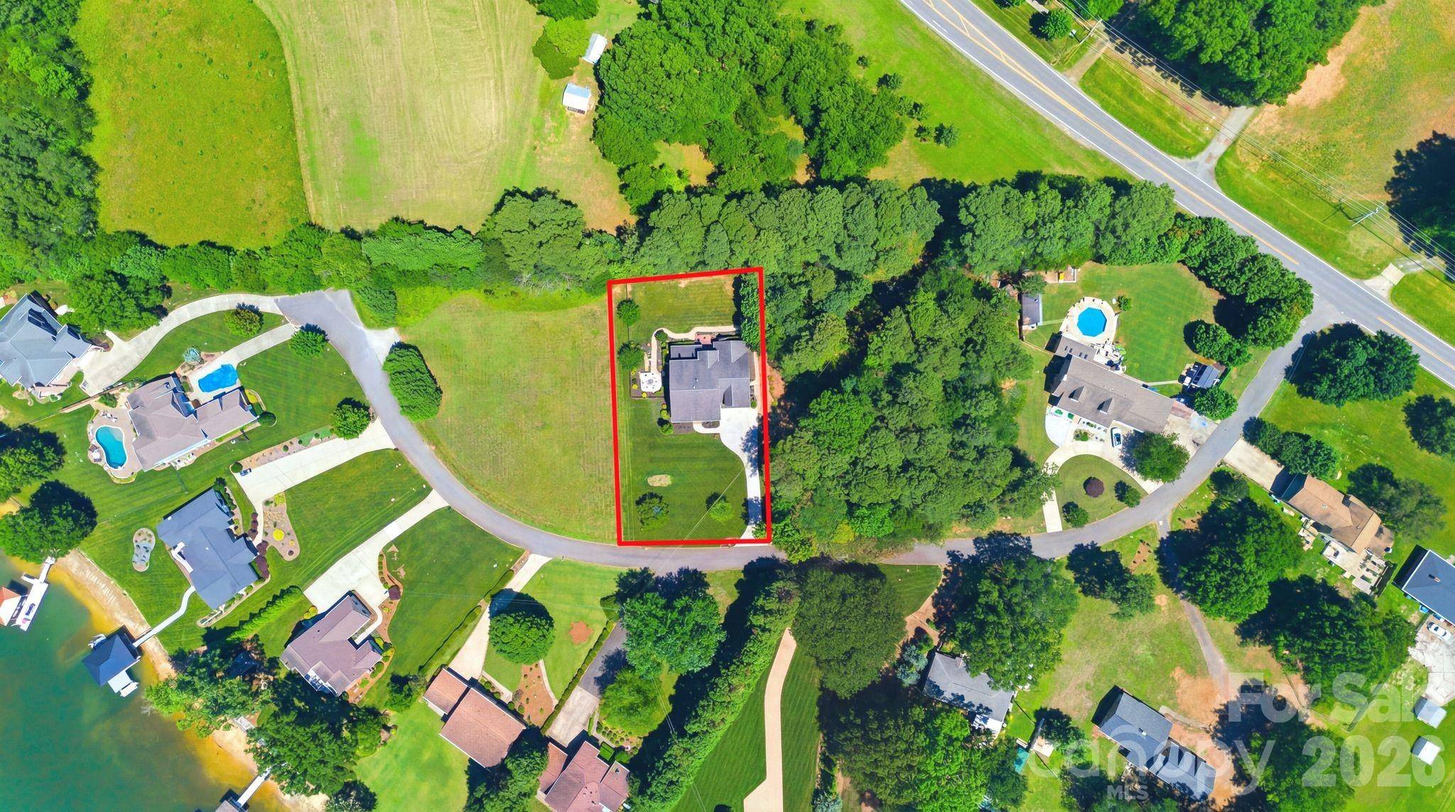 16000 Sunset DR, Huntersville, NC 28078