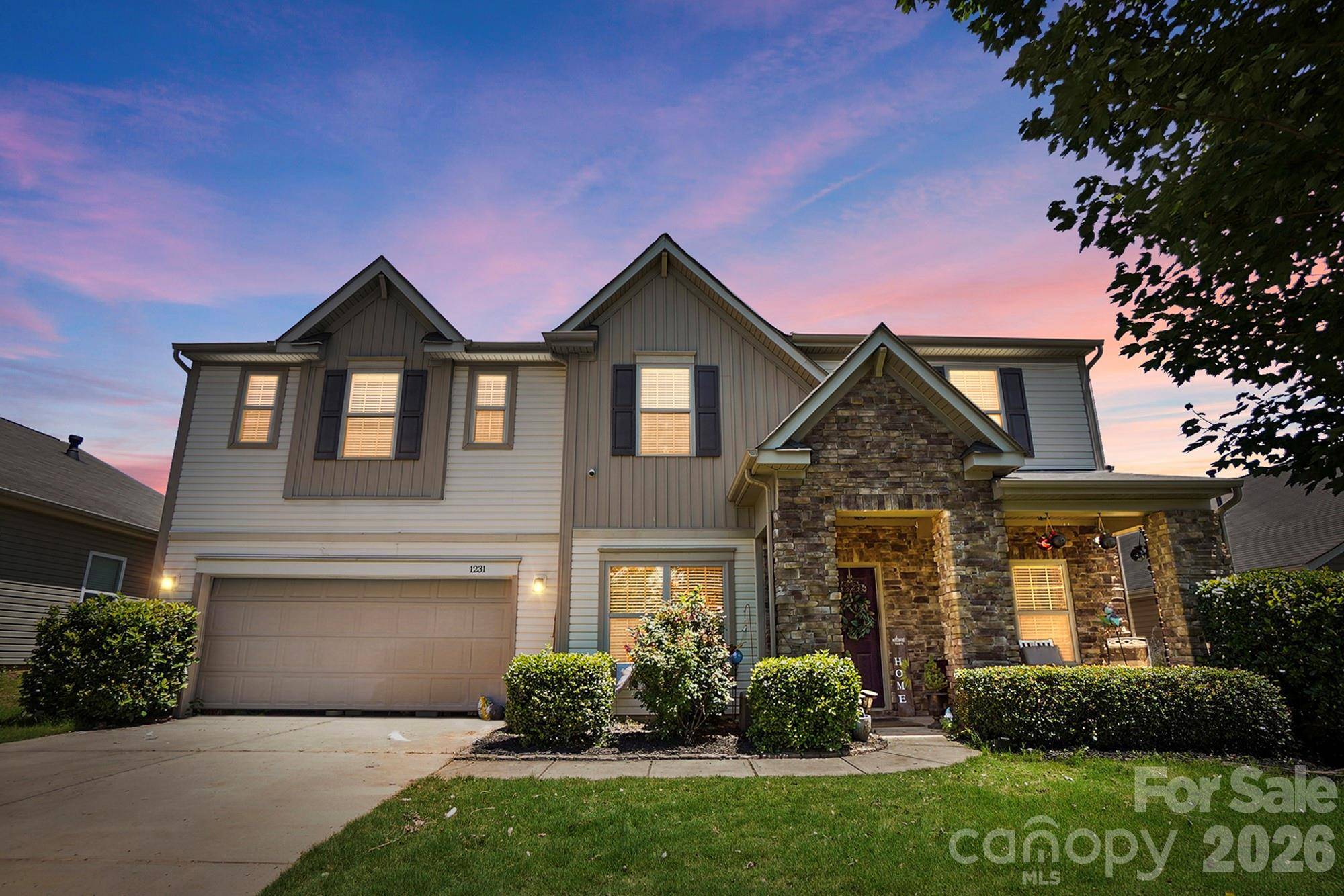 1231 Tranquil Falls LN, Matthews, NC 28104