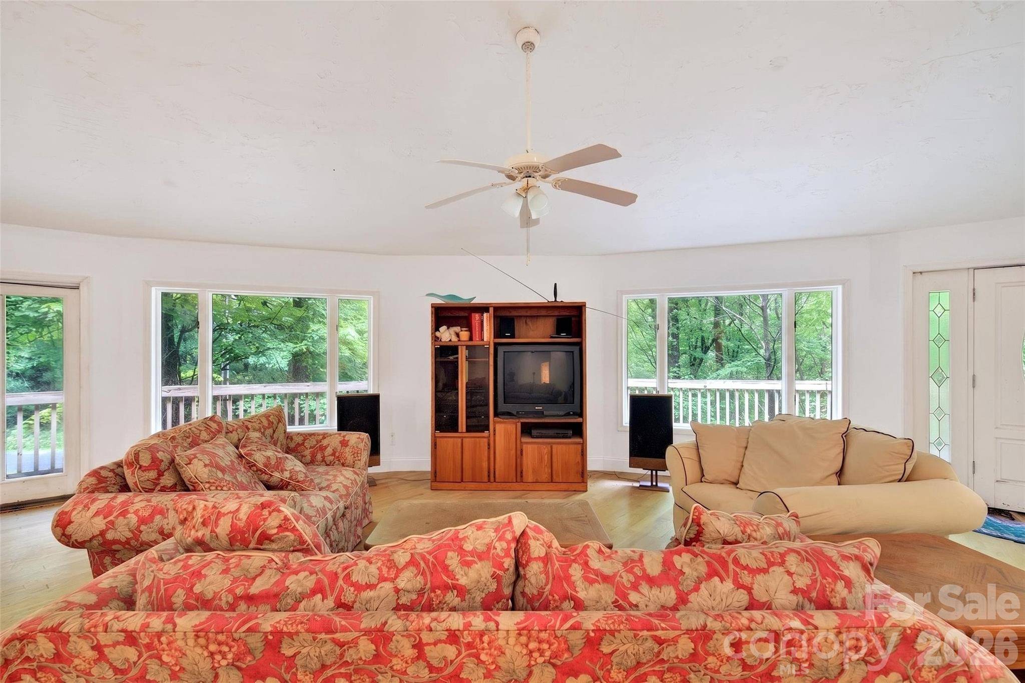 1614 Gateway Pkwy #12, Old Fort, NC 28762