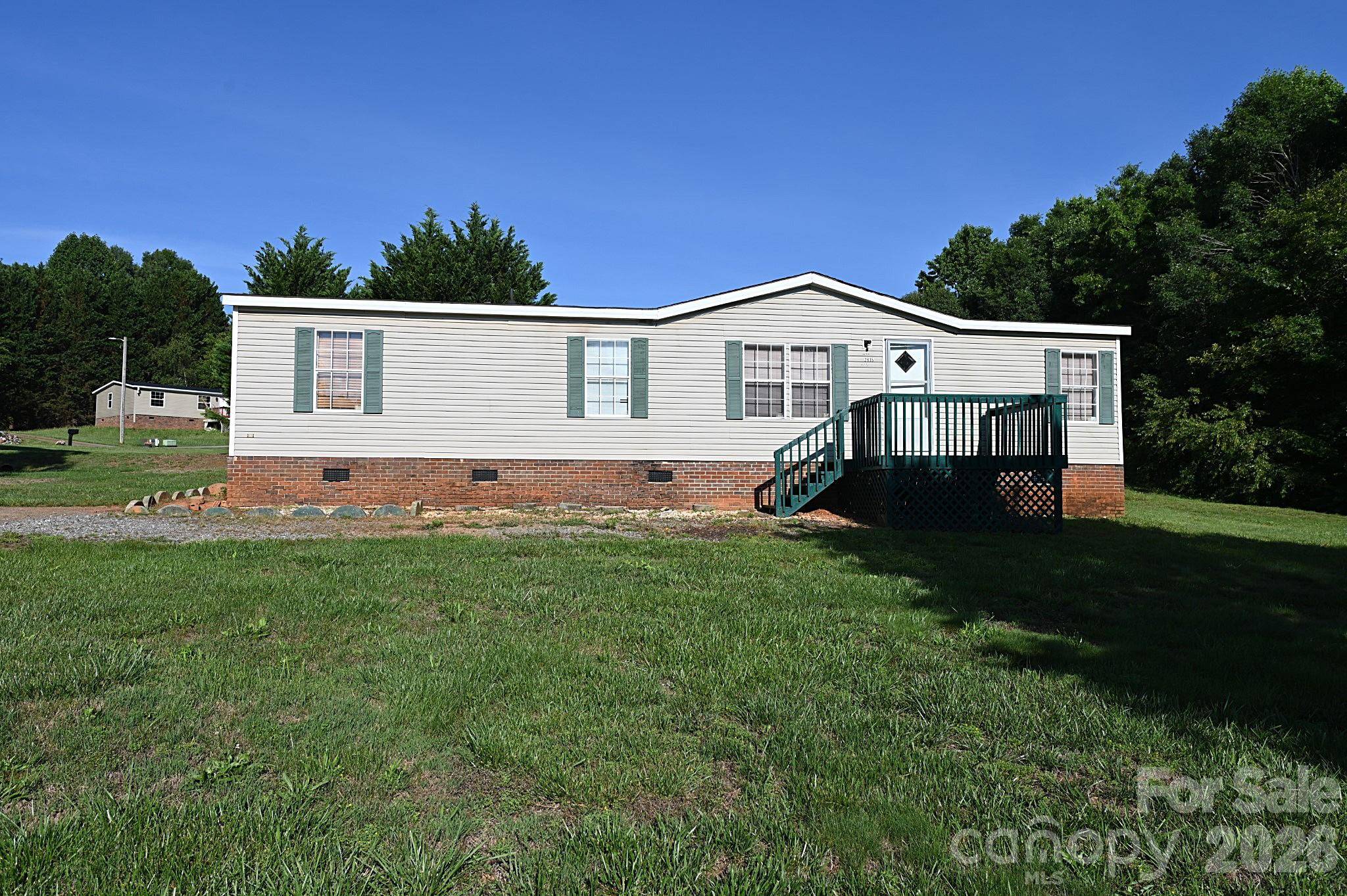 2835 Grace Hill DR, Granite Falls, NC 28630