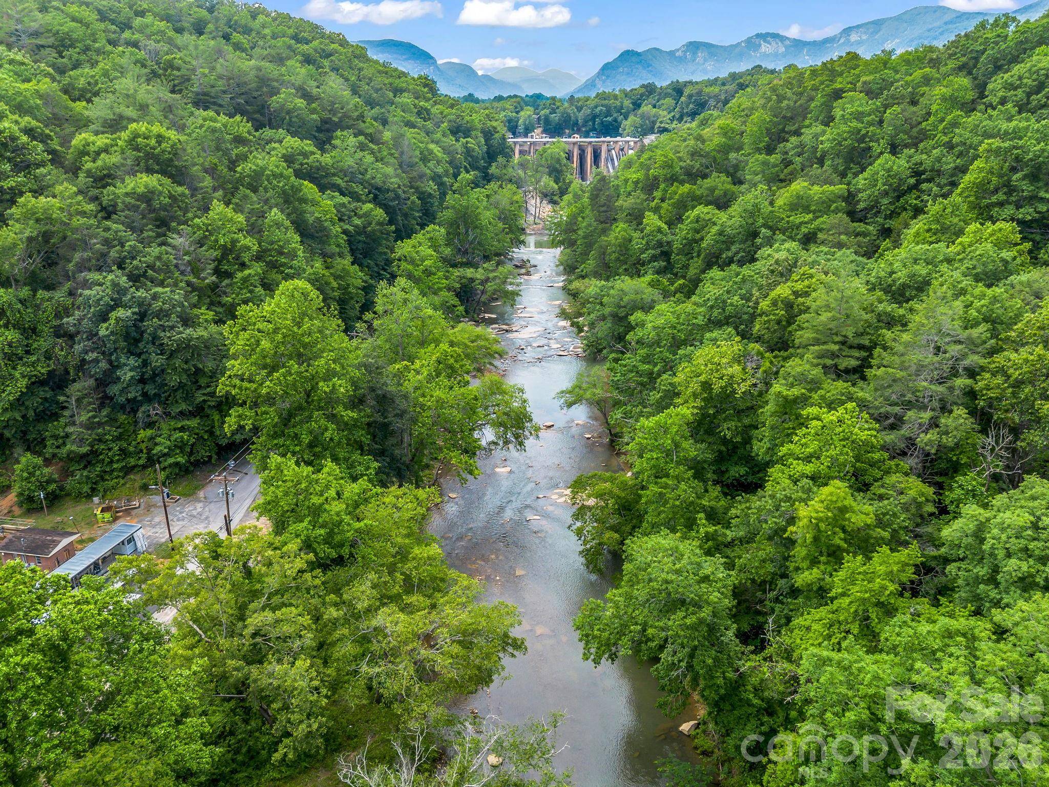 0 Sandpiper AVE, Lake Lure, NC 28746