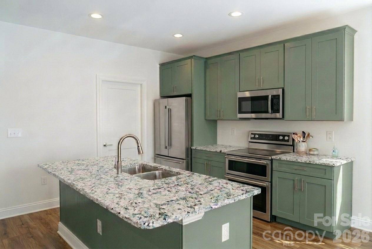 315 Mingus ST, Canton, NC 28716