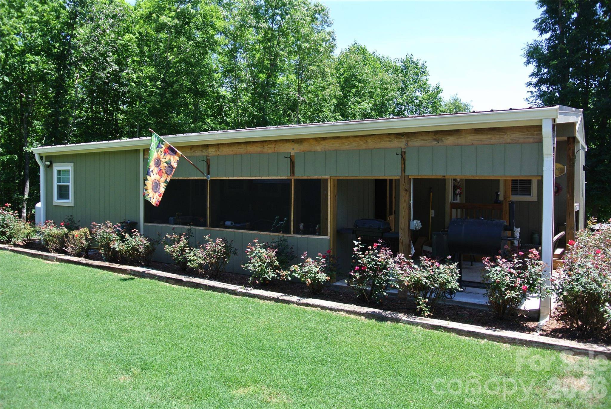 779 Thermal City RD, Union Mills, NC 28167