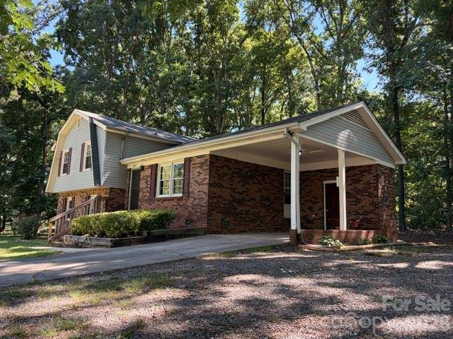 4617 Oakwood CIR, Gastonia, NC 28056