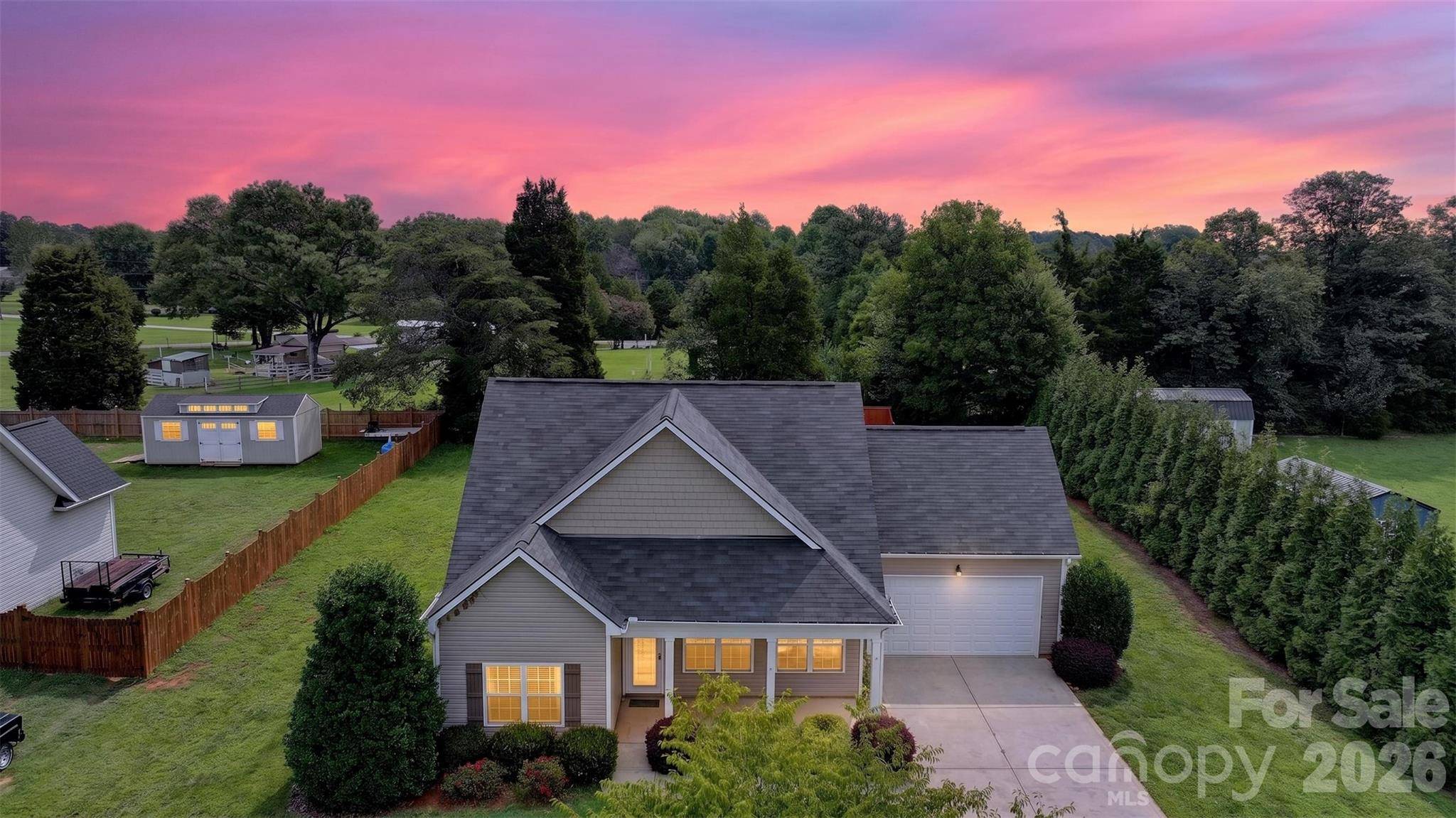 990 Russell Ridge DR, Catawba, NC 28609