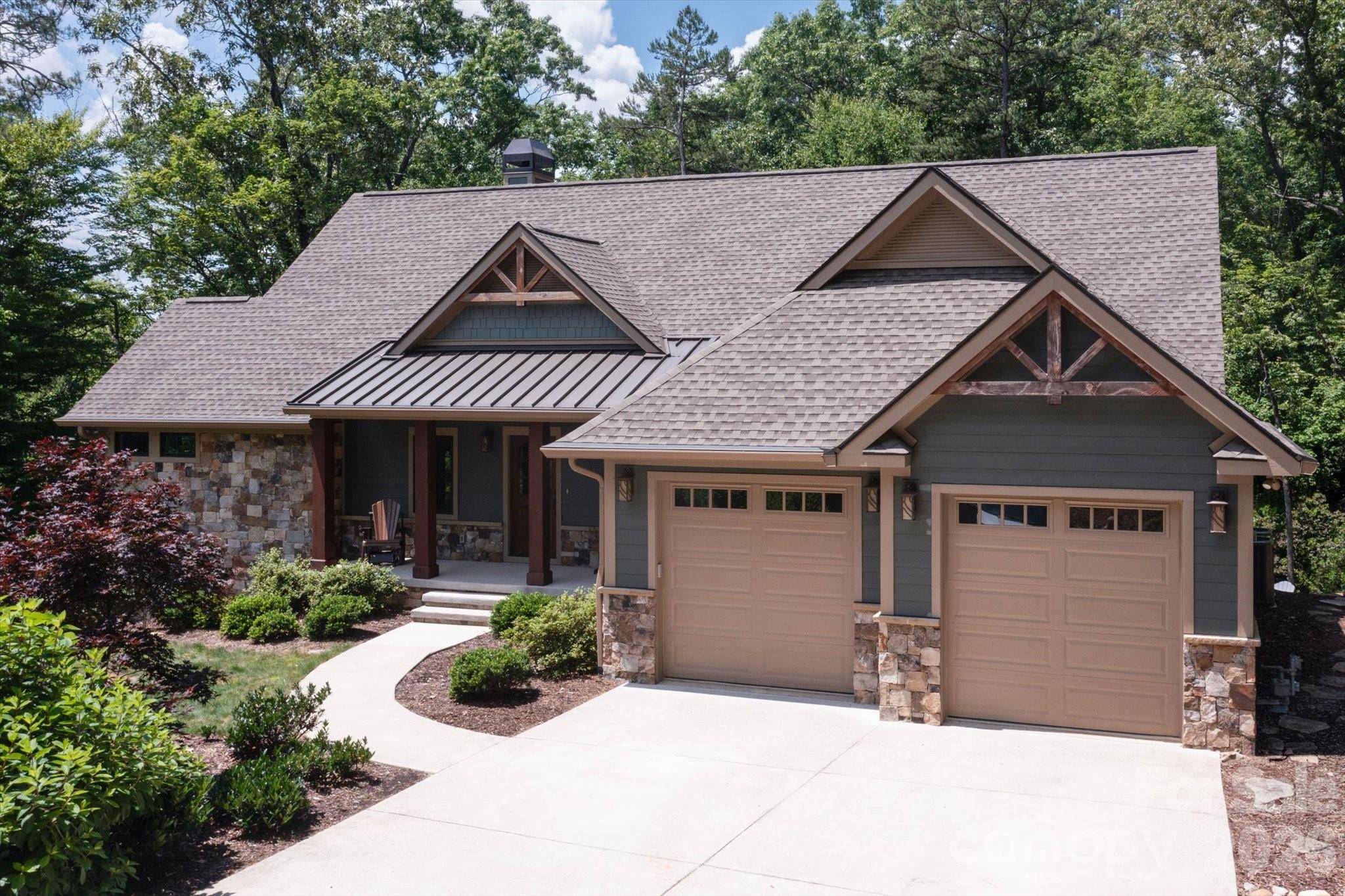 620 Camptown RD, Brevard, NC 28712