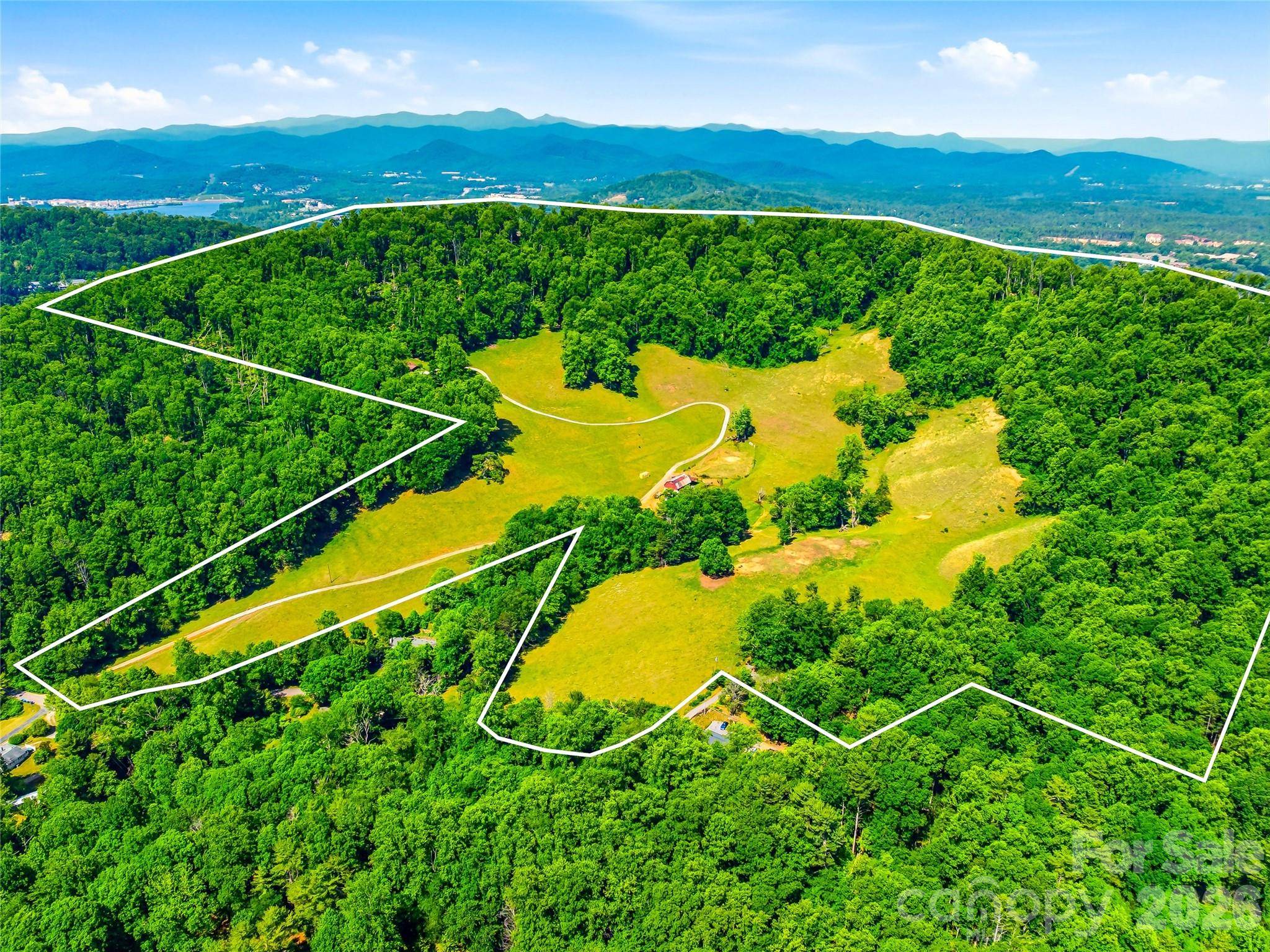 52 Chapel Hill Church RD, Asheville, NC 28803