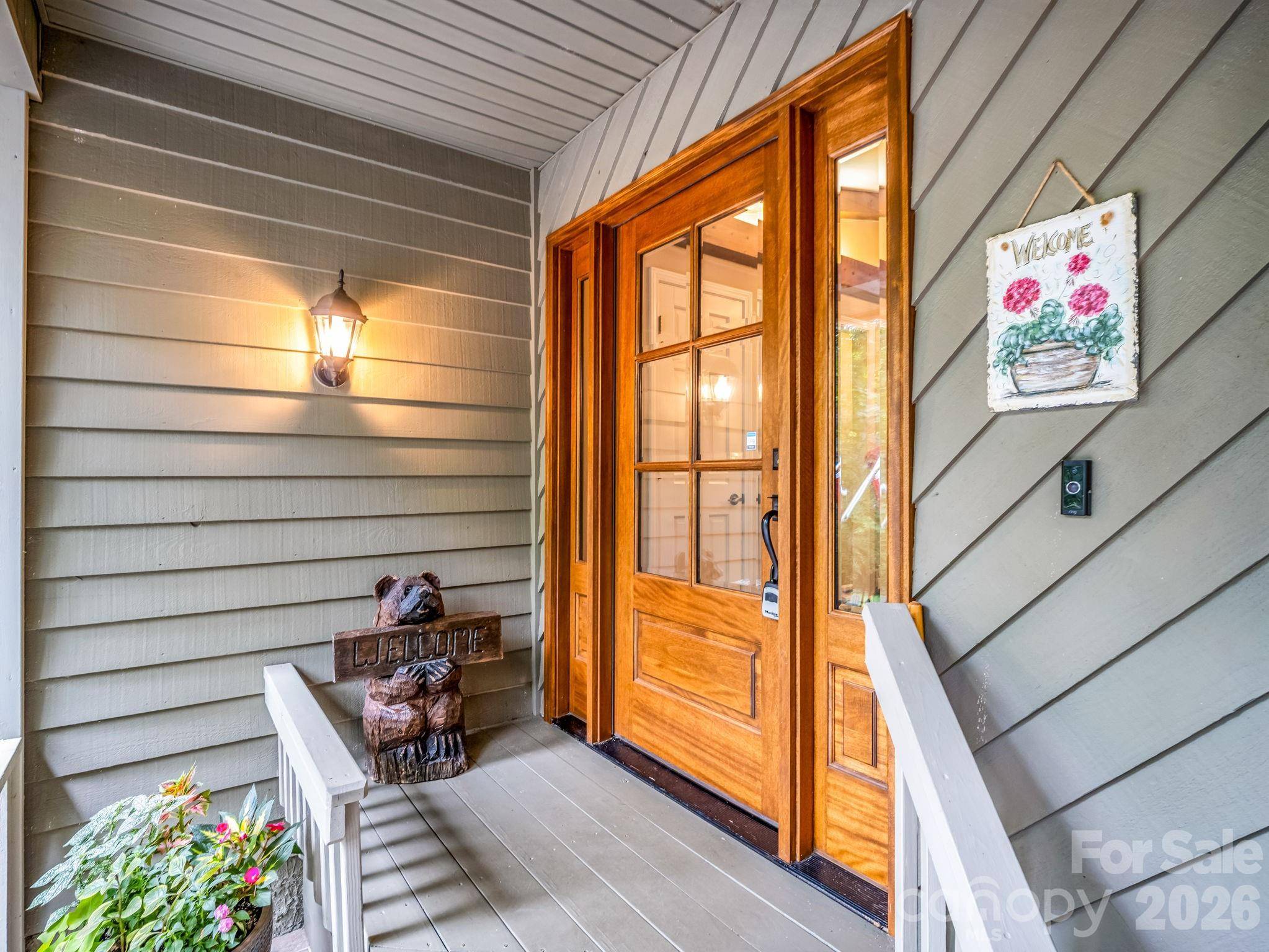 558 Middle Connestee TRL, Brevard, NC 28712