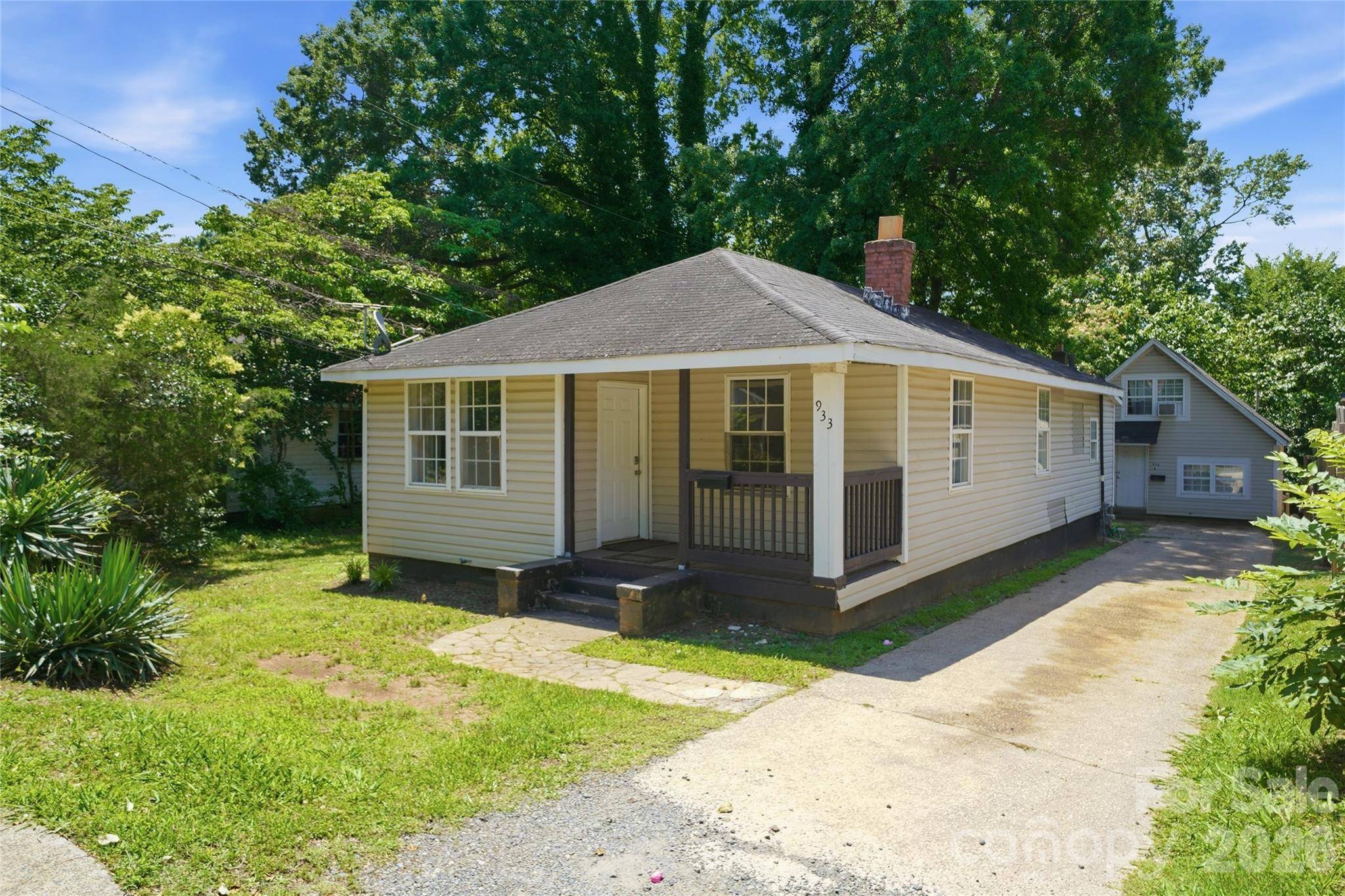 933 Rowan ST, Charlotte, NC 28208