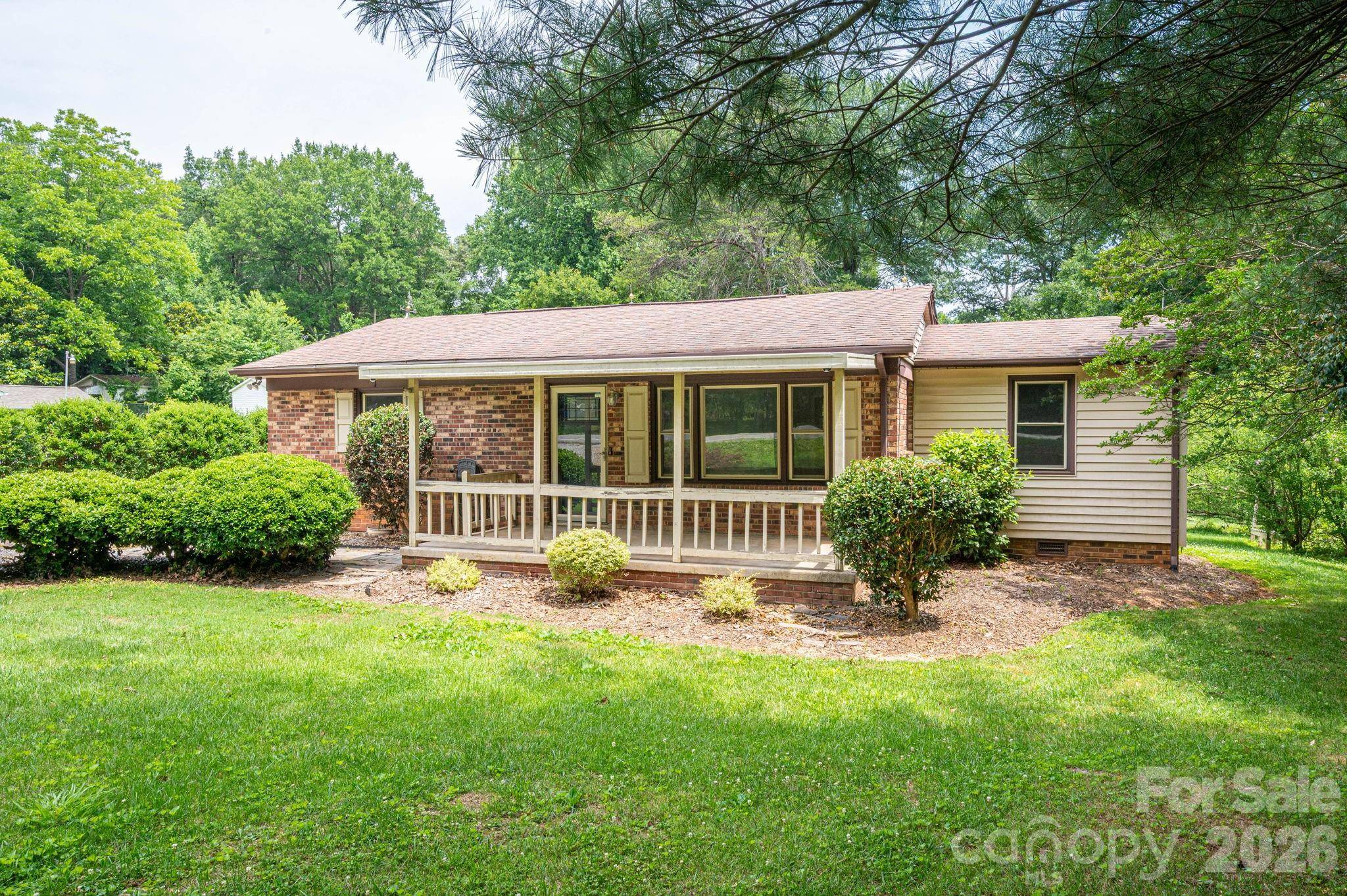626 Dallas Spencer Mtn RD, Dallas, NC 28034