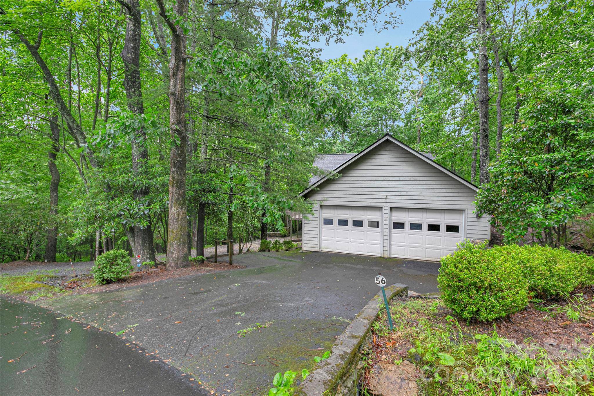 56 Guque CT, Brevard, NC 28712