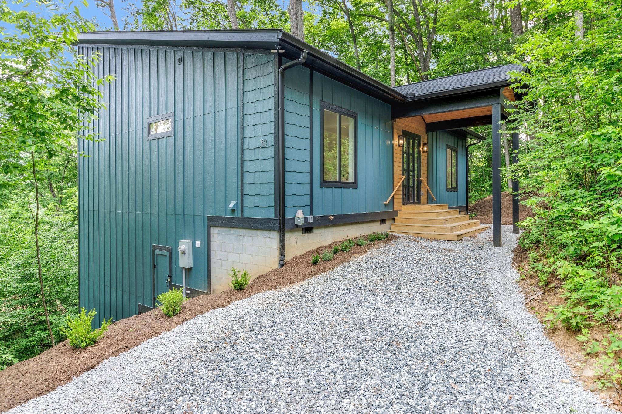 50 Sleeping Bear RDG, Maggie Valley, NC 28751