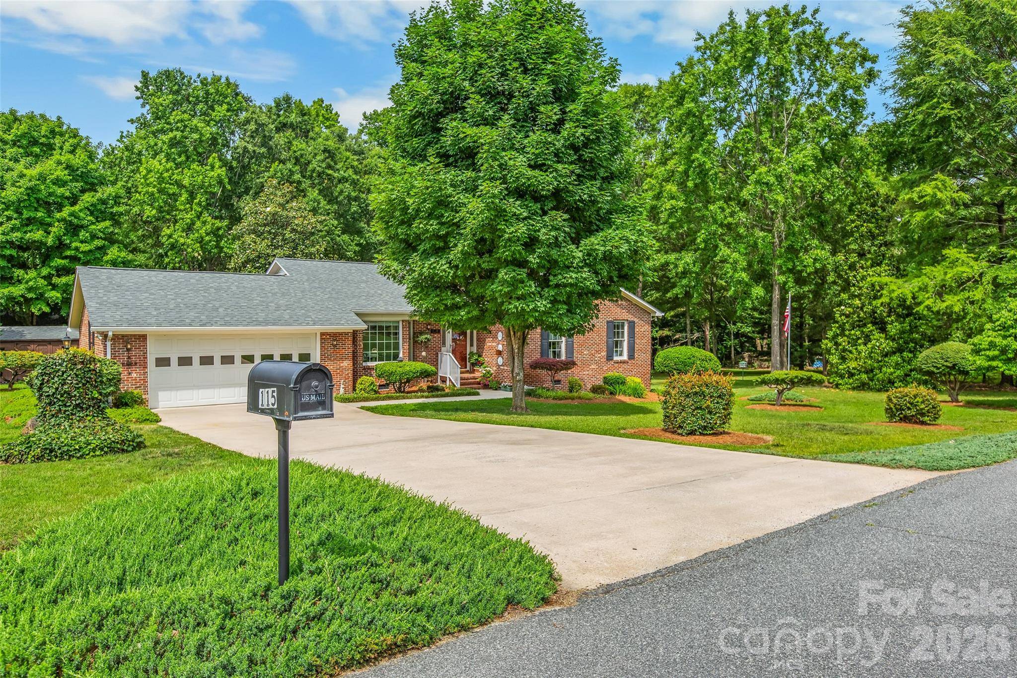 115 Woodland DR, Salisbury, NC 28146
