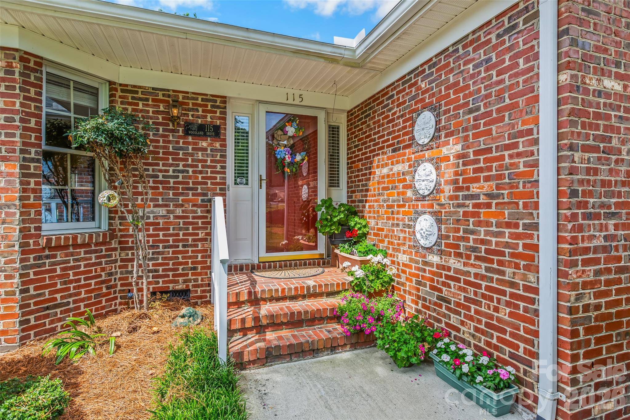 115 Woodland DR, Salisbury, NC 28146
