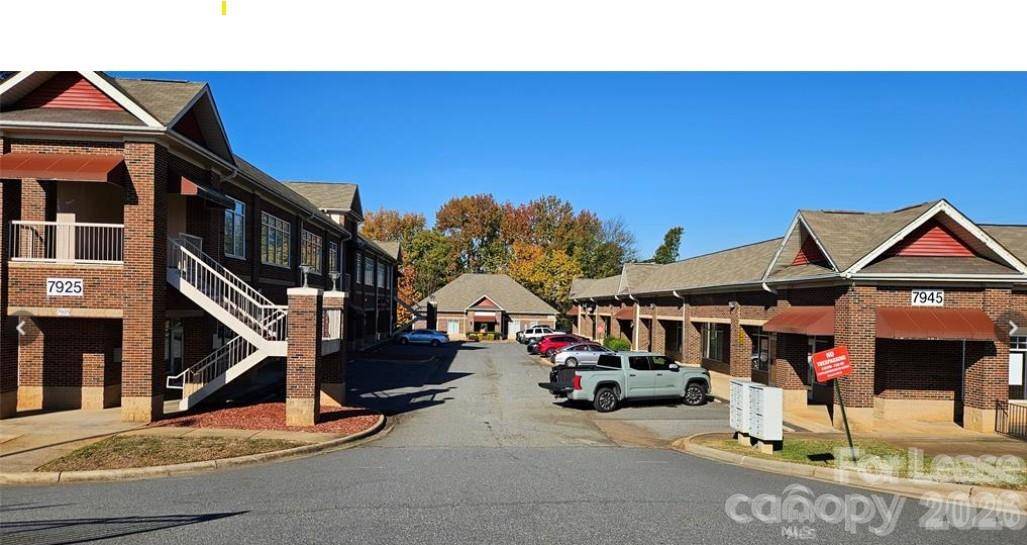 7945 N Tryon ST #108, Charlotte, NC 28262