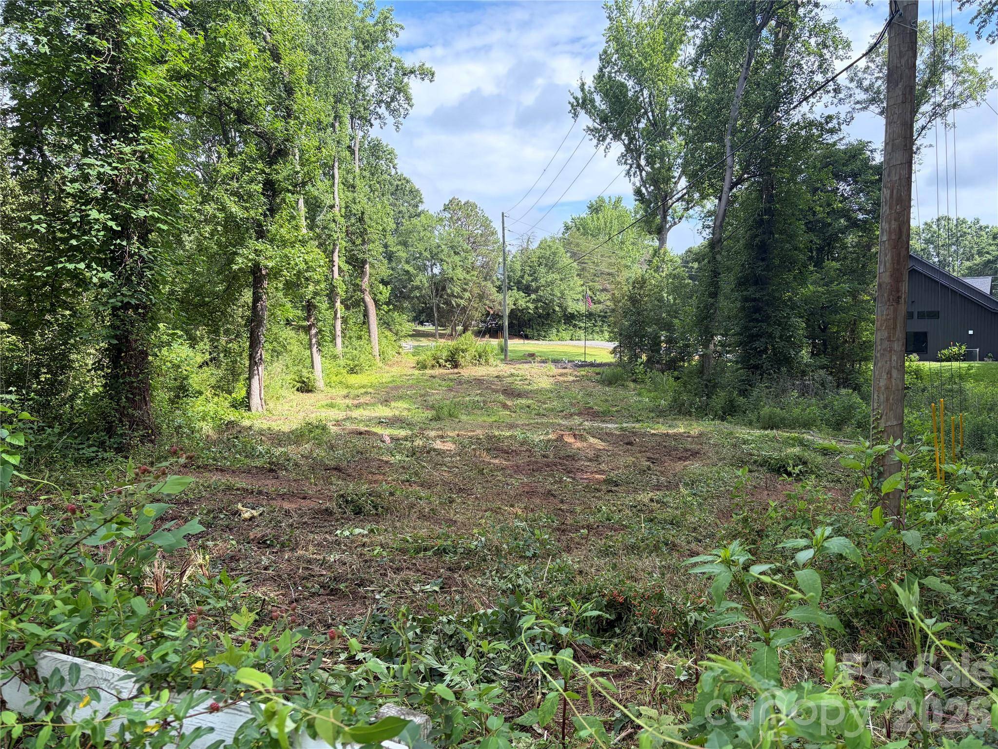 605 Shiloh RD, Statesville, NC 28677