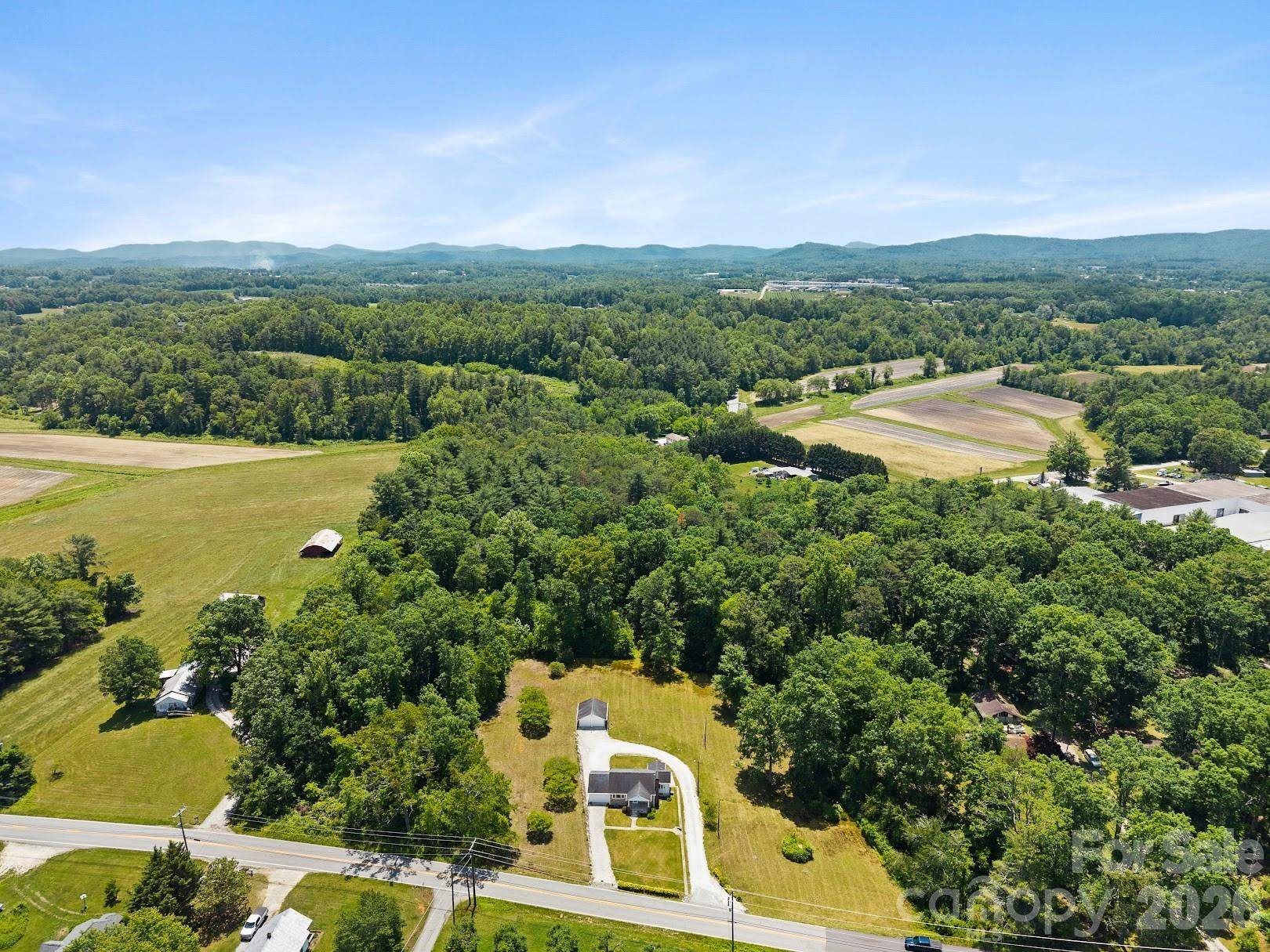 1230 Dana RD, Hendersonville, NC 28792