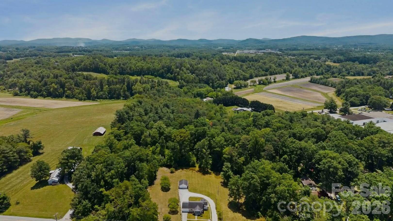 1230 Dana RD, Hendersonville, NC 28792