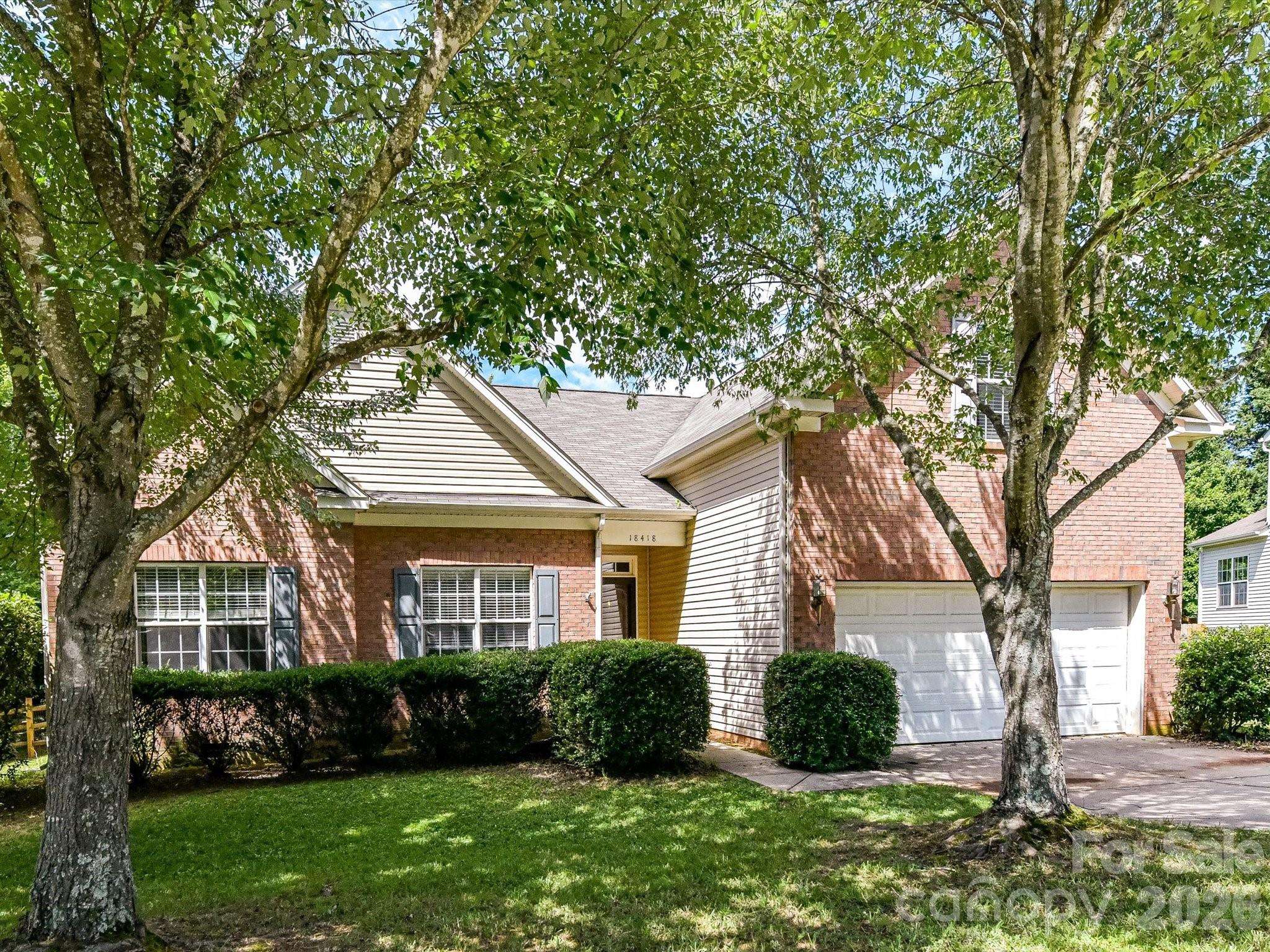 18418 Torrence Chapel Estates CIR, Cornelius, NC 28031