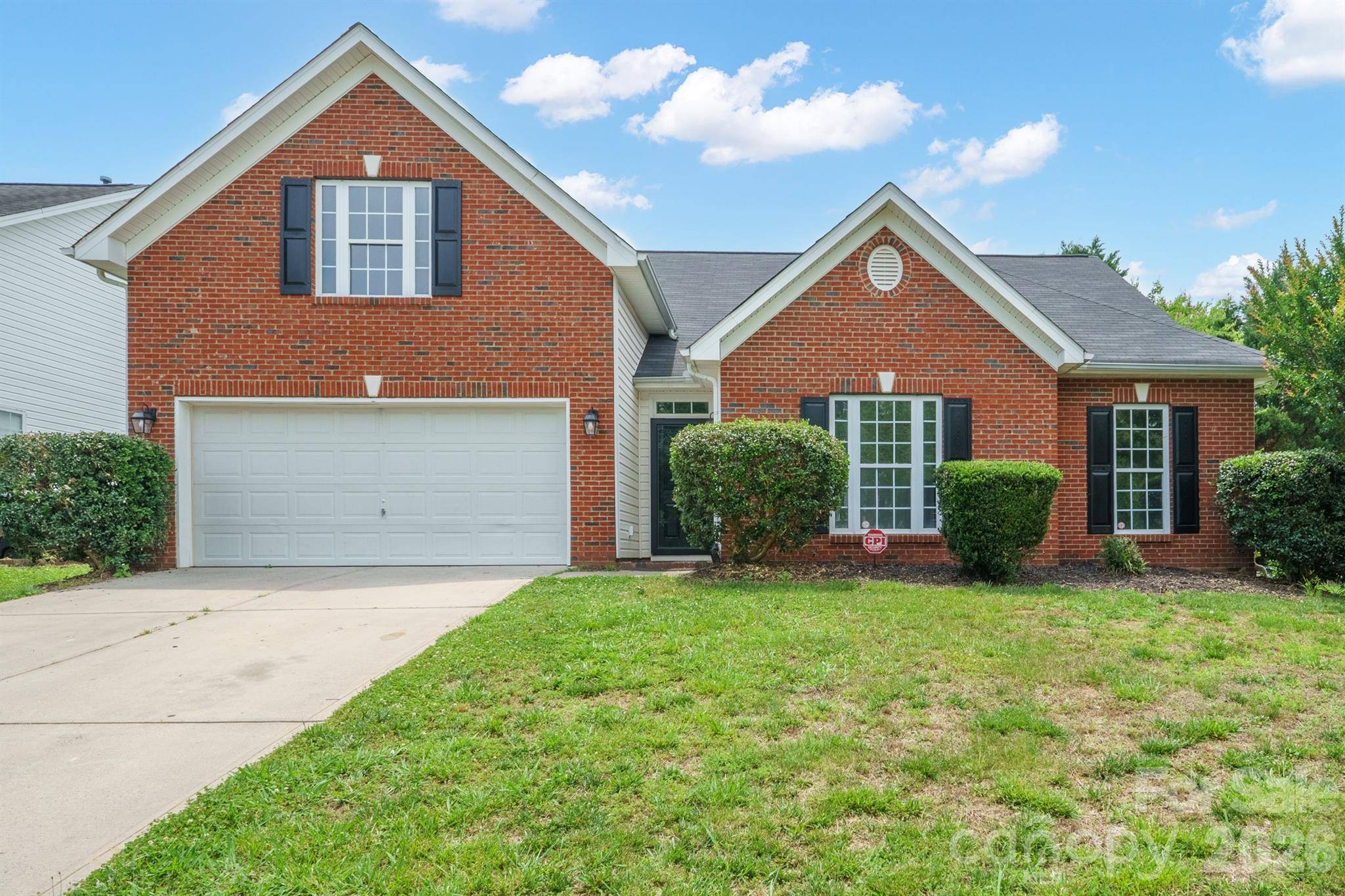 13409 Planters Row DR, Charlotte, NC 28278