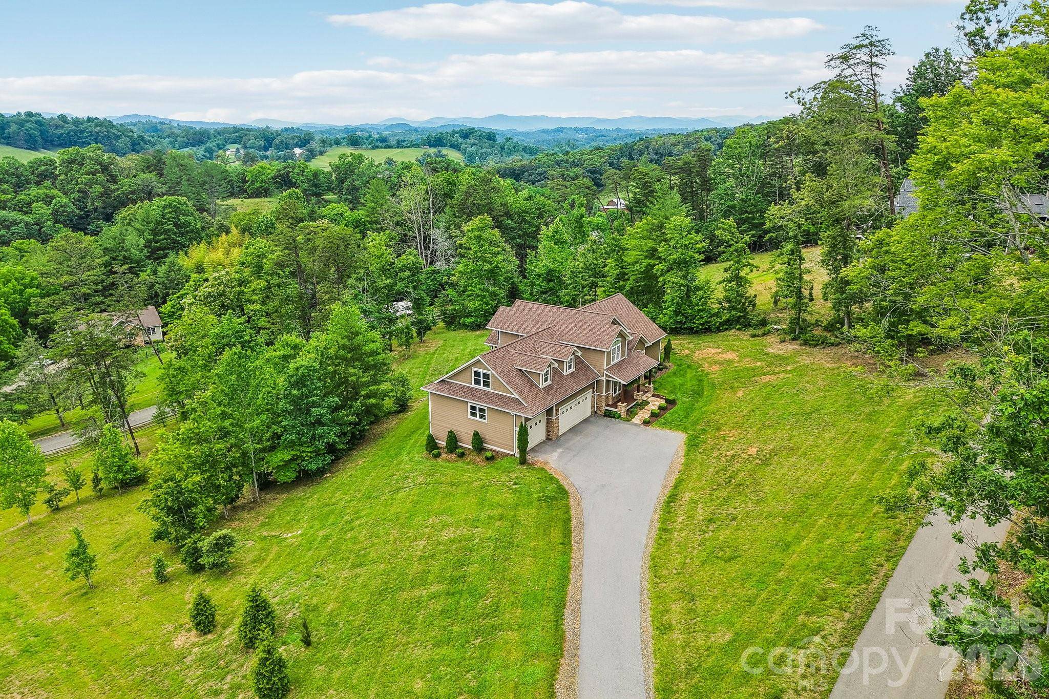 106 Saddle Ridge DR, Alexander, NC 28701