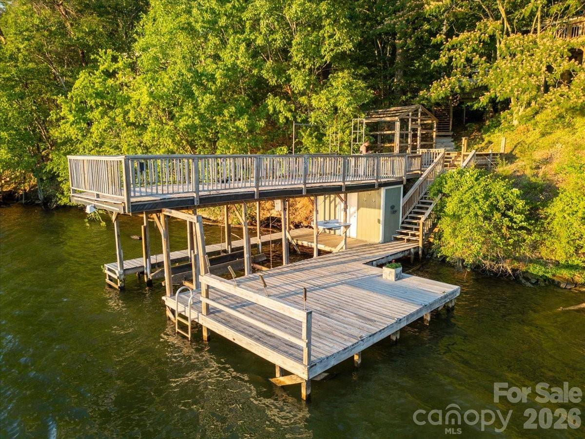263 Lakewood CIR, Troy, NC 27371