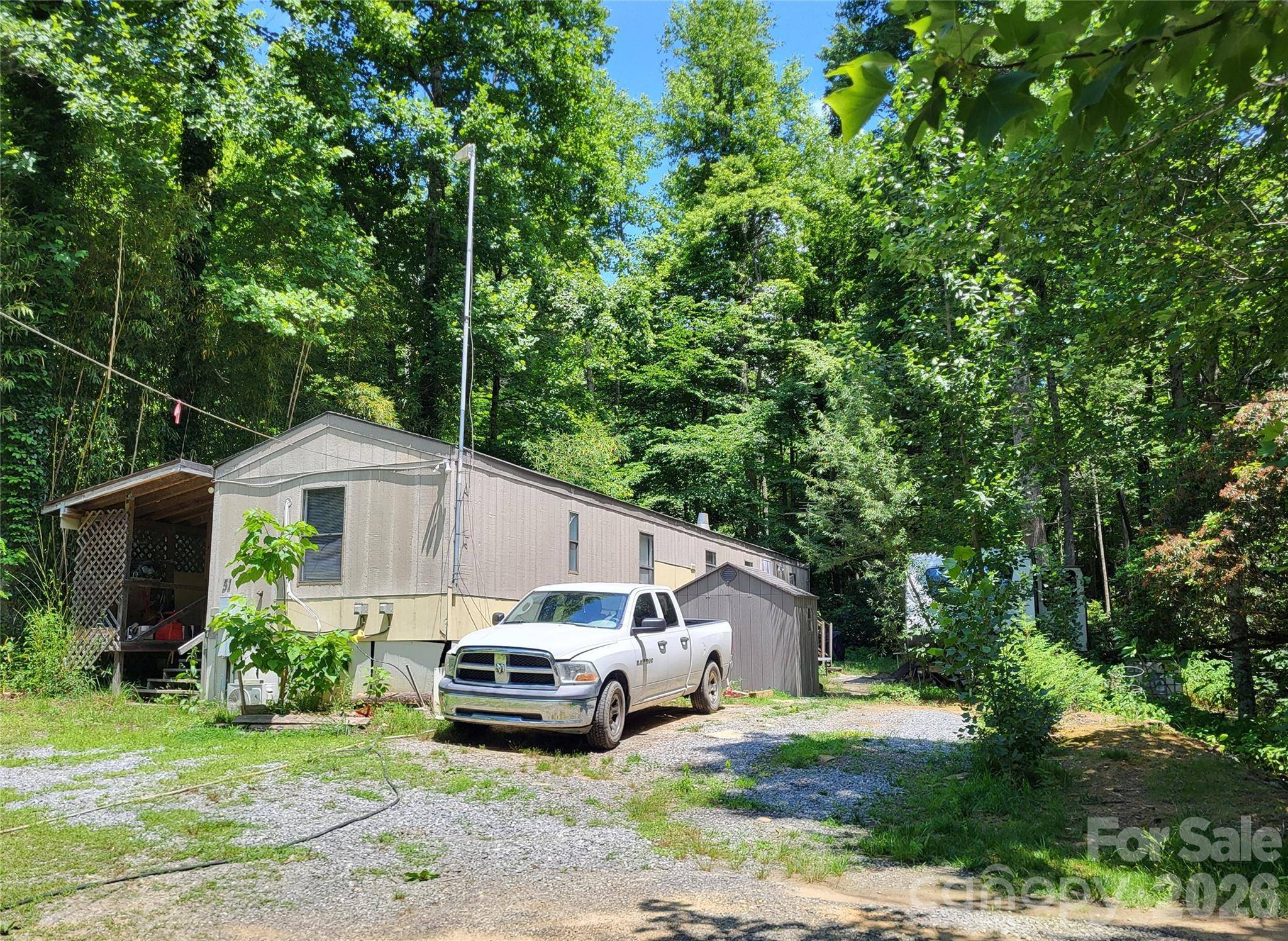 51 Bird Creek Estates RD, Black Mountain, NC 28711