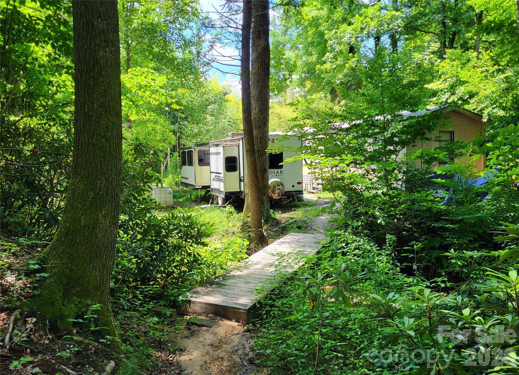 51 Bird Creek Estates RD, Black Mountain, NC 28711