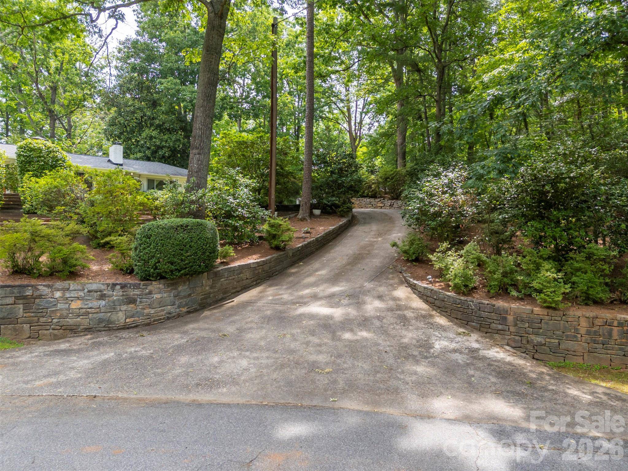1620 Butter ST, Landrum, SC 29356