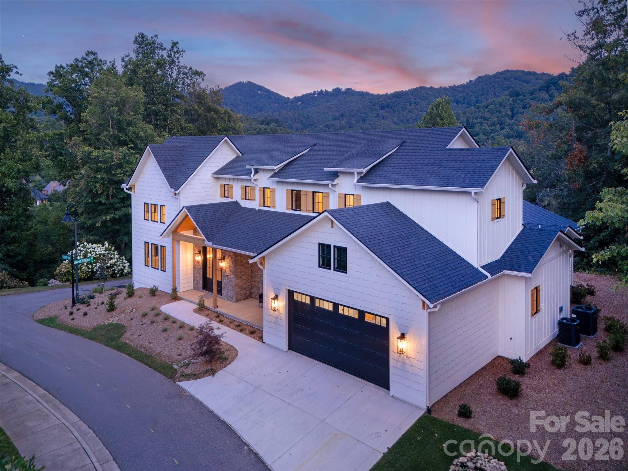11 Magnolia View TRL, Asheville, NC 28804