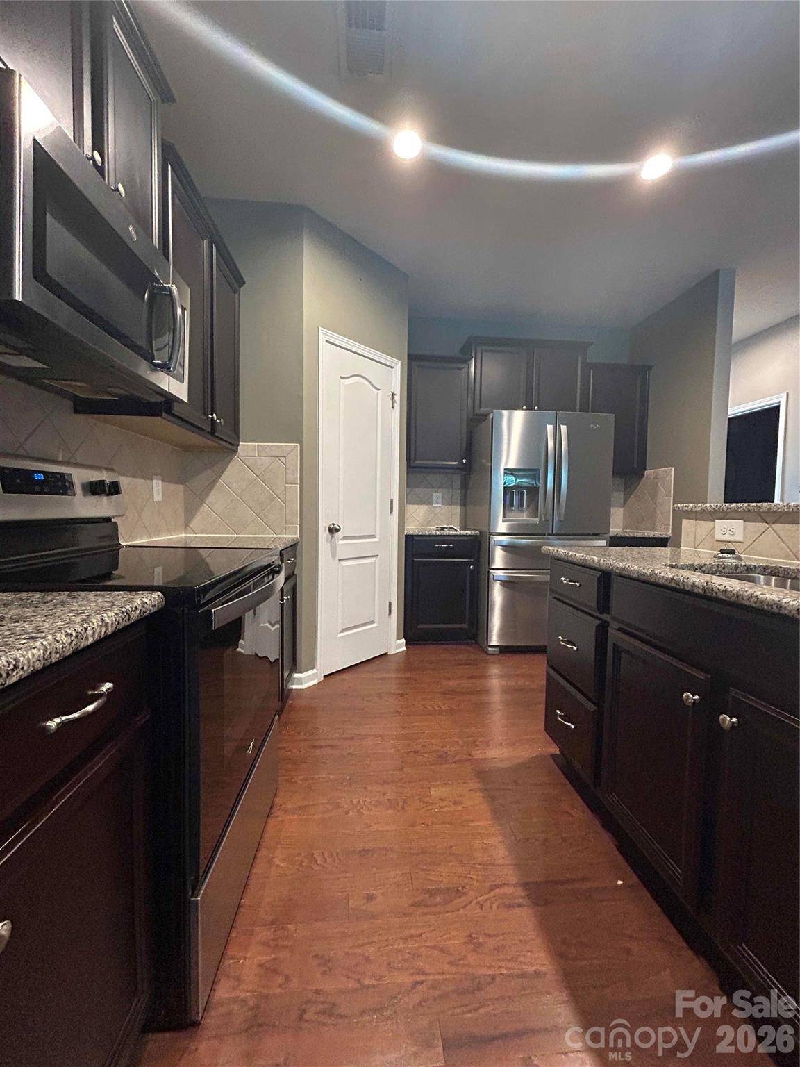8988 Lanark LN, Fort Mill, SC 29707
