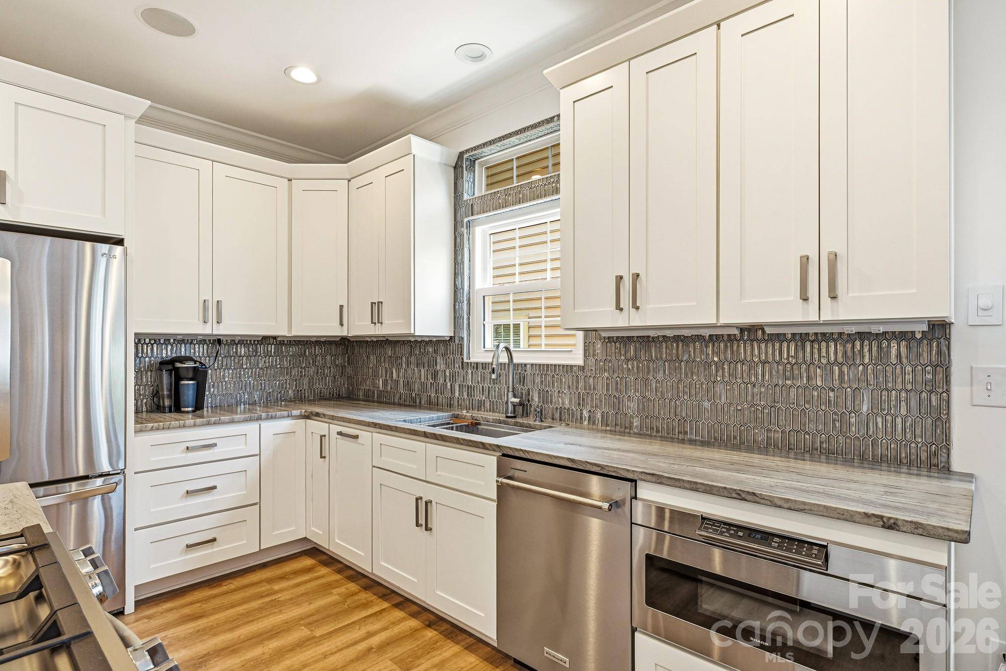 8335 Viewpoint LN, Cornelius, NC 28031