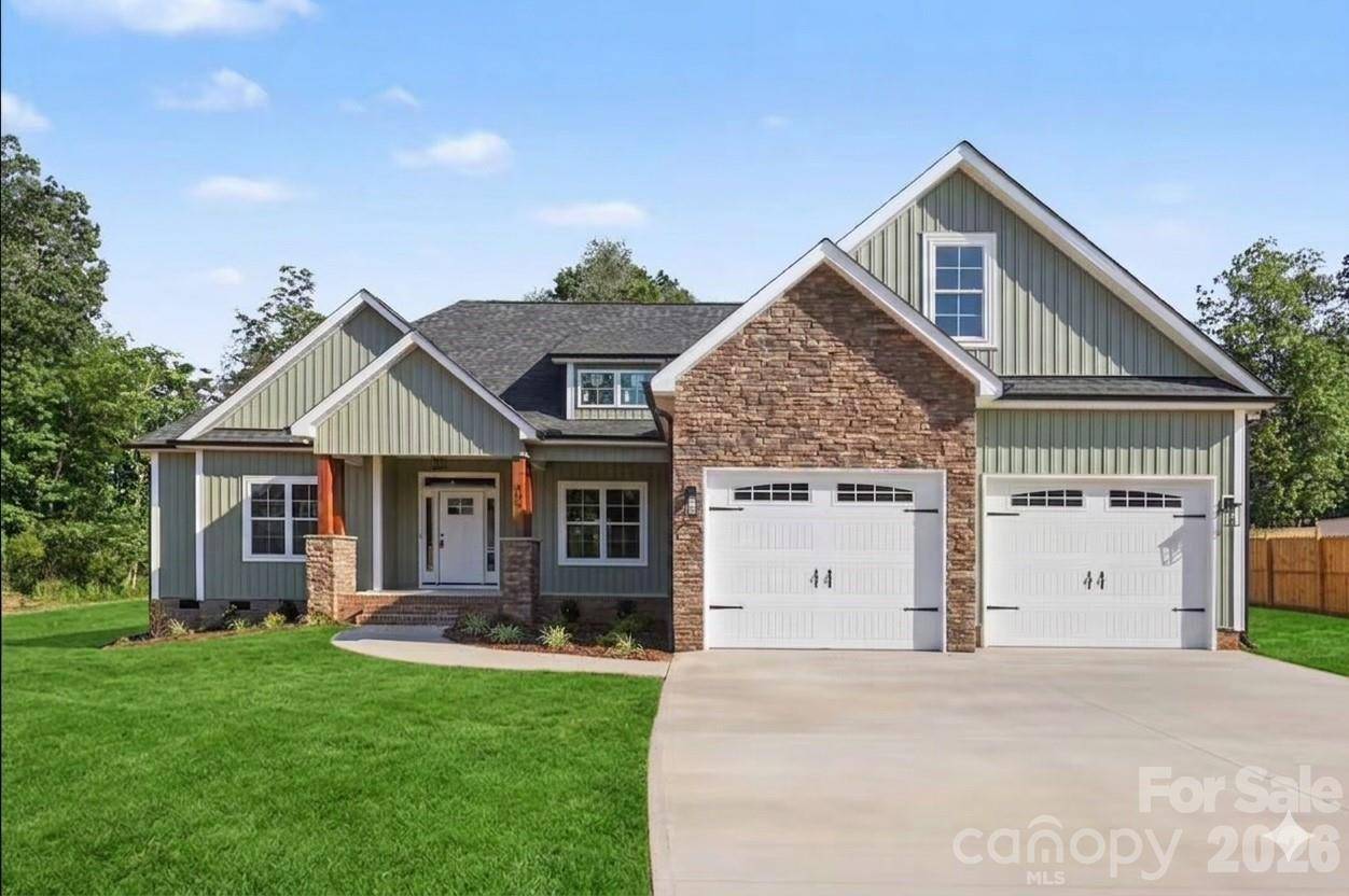 402 Dorothy DR, China Grove, NC 28023