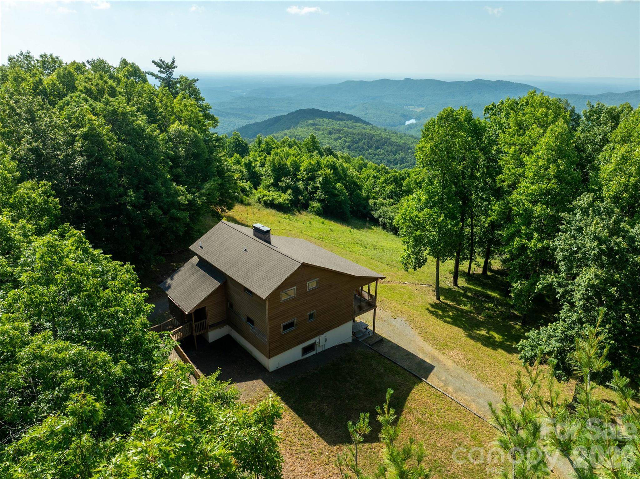 576 Lake Vista DR, Glade Valley, NC 28627