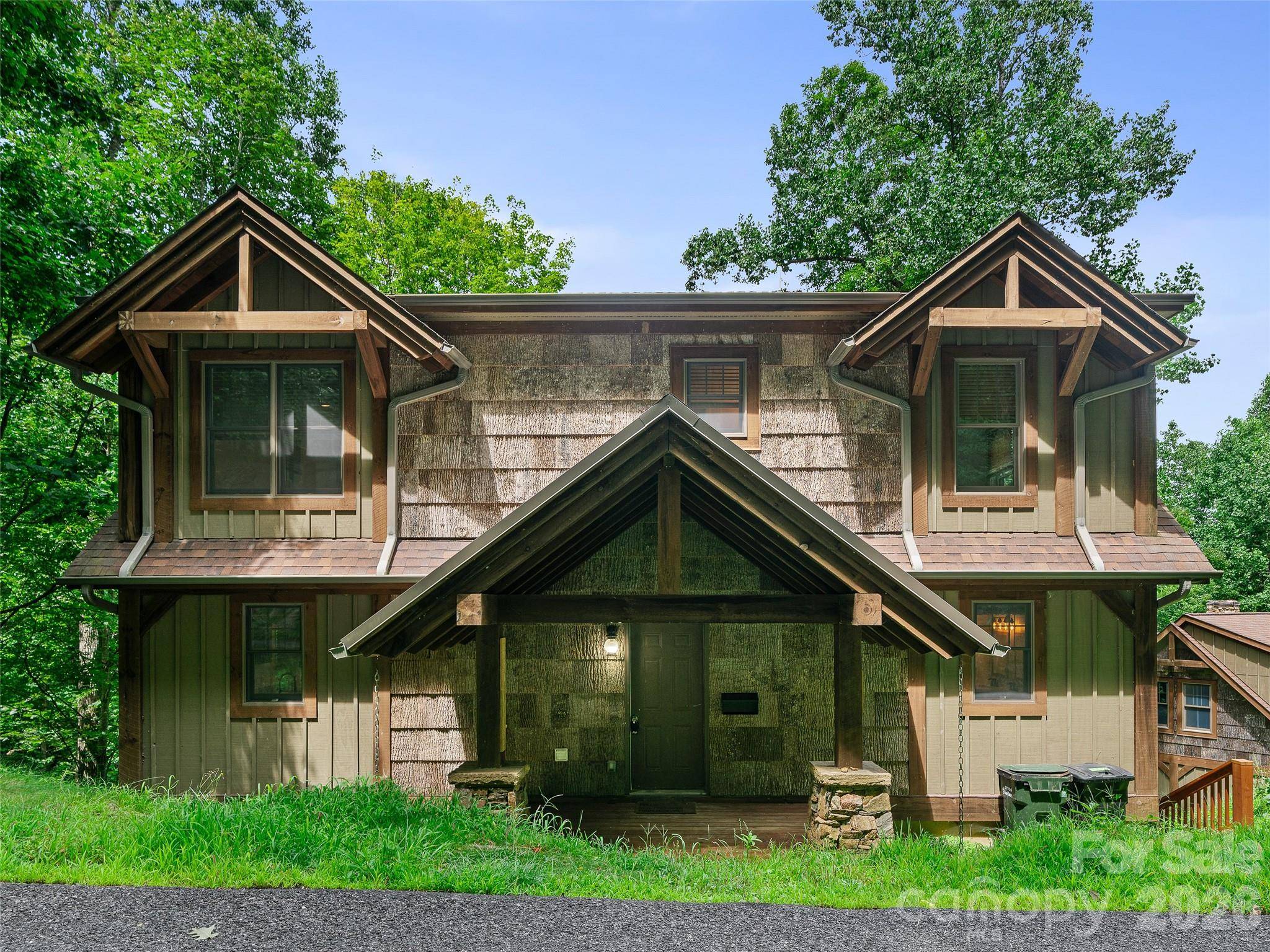 140 Falls Crossing RD, Burnsville, NC 28714