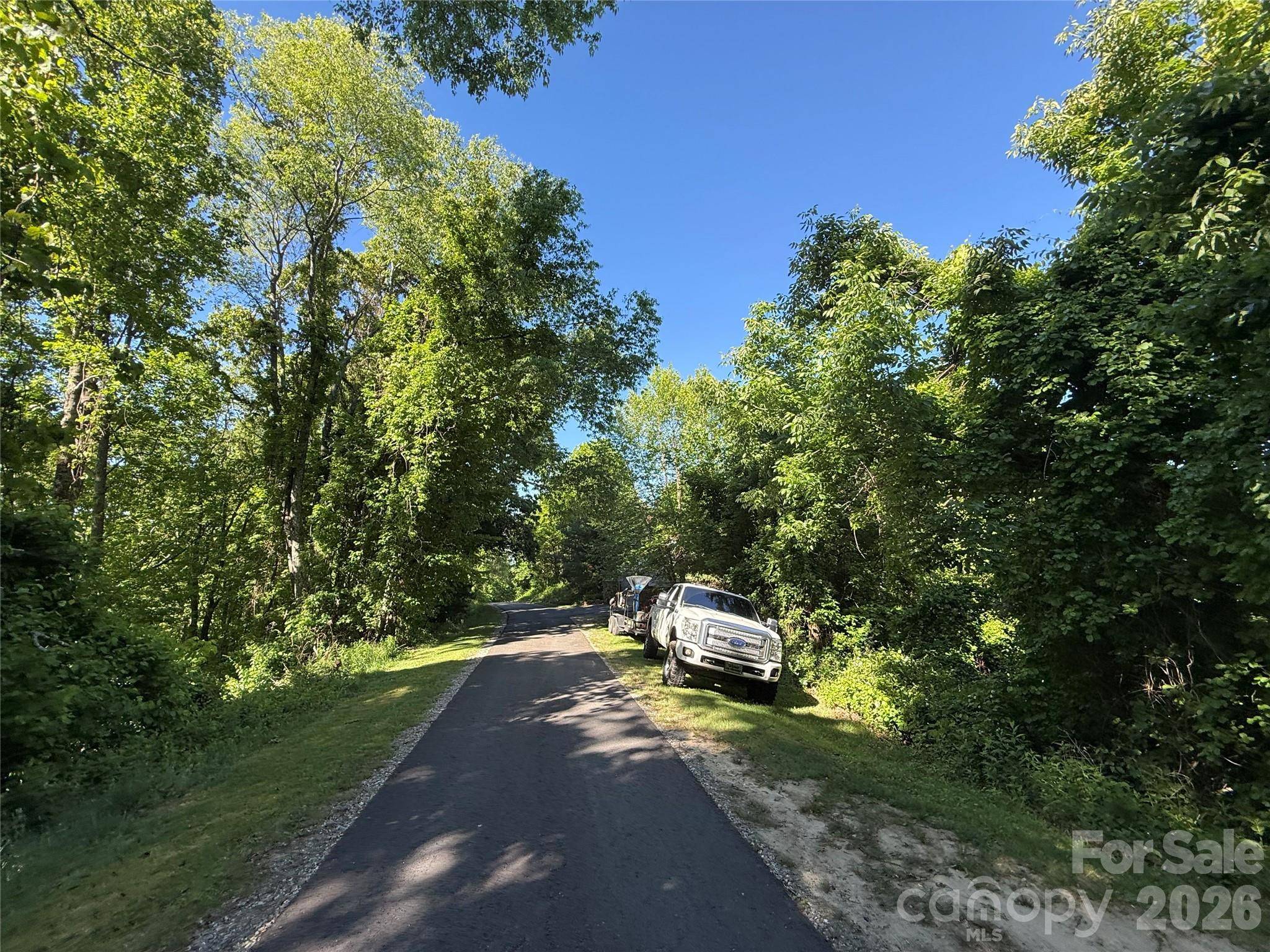 9999 Hunters Ridge RD, Canton, NC 28716