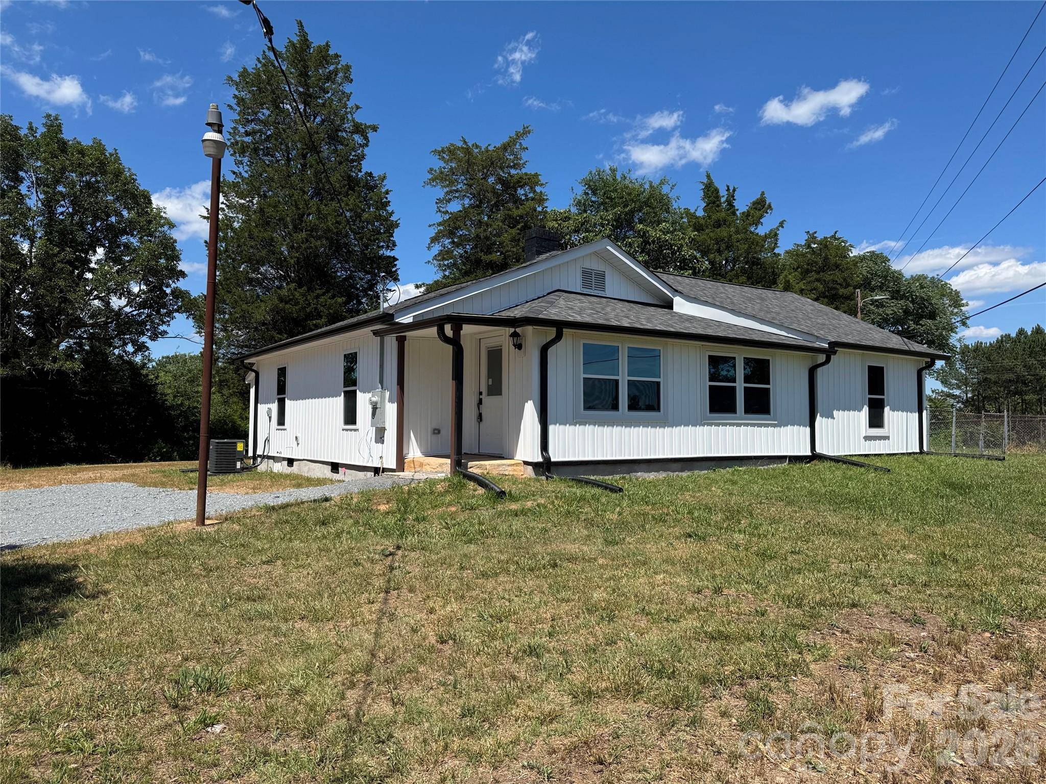 3812 Cliffside RD, Mooresboro, NC 28114