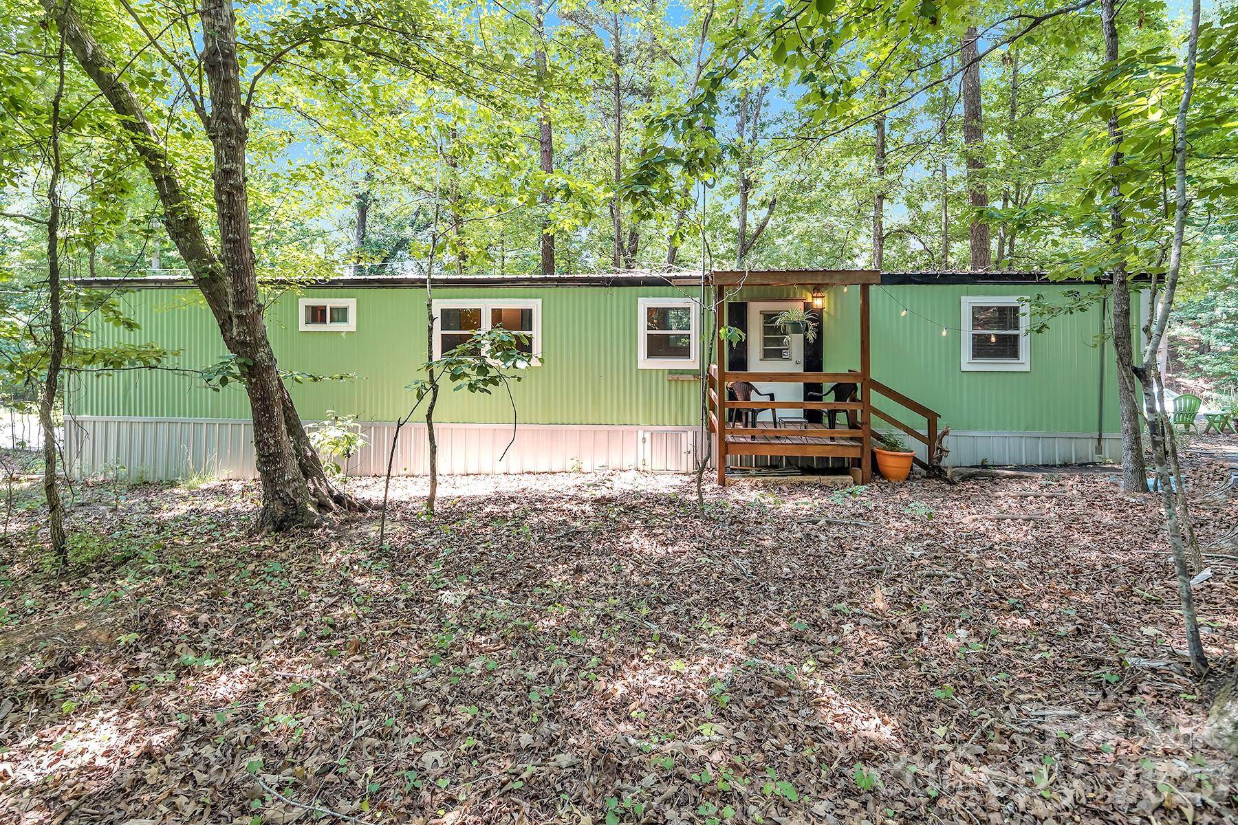 175 Elmwood DR, Troy, NC 27371