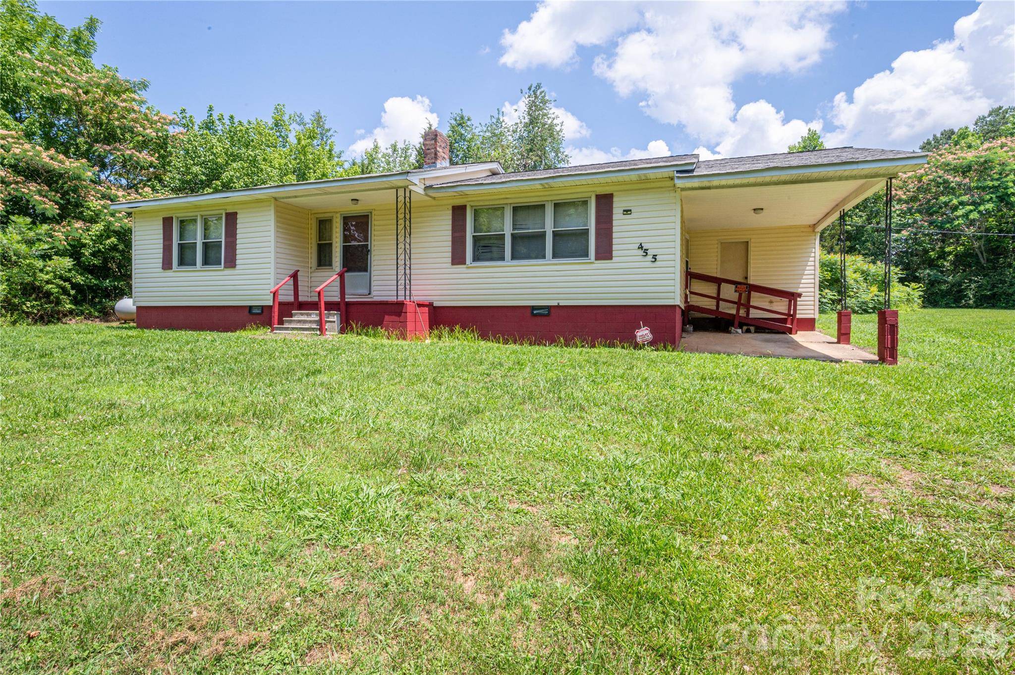 455 Huffman RD, Blacksburg, SC 29702