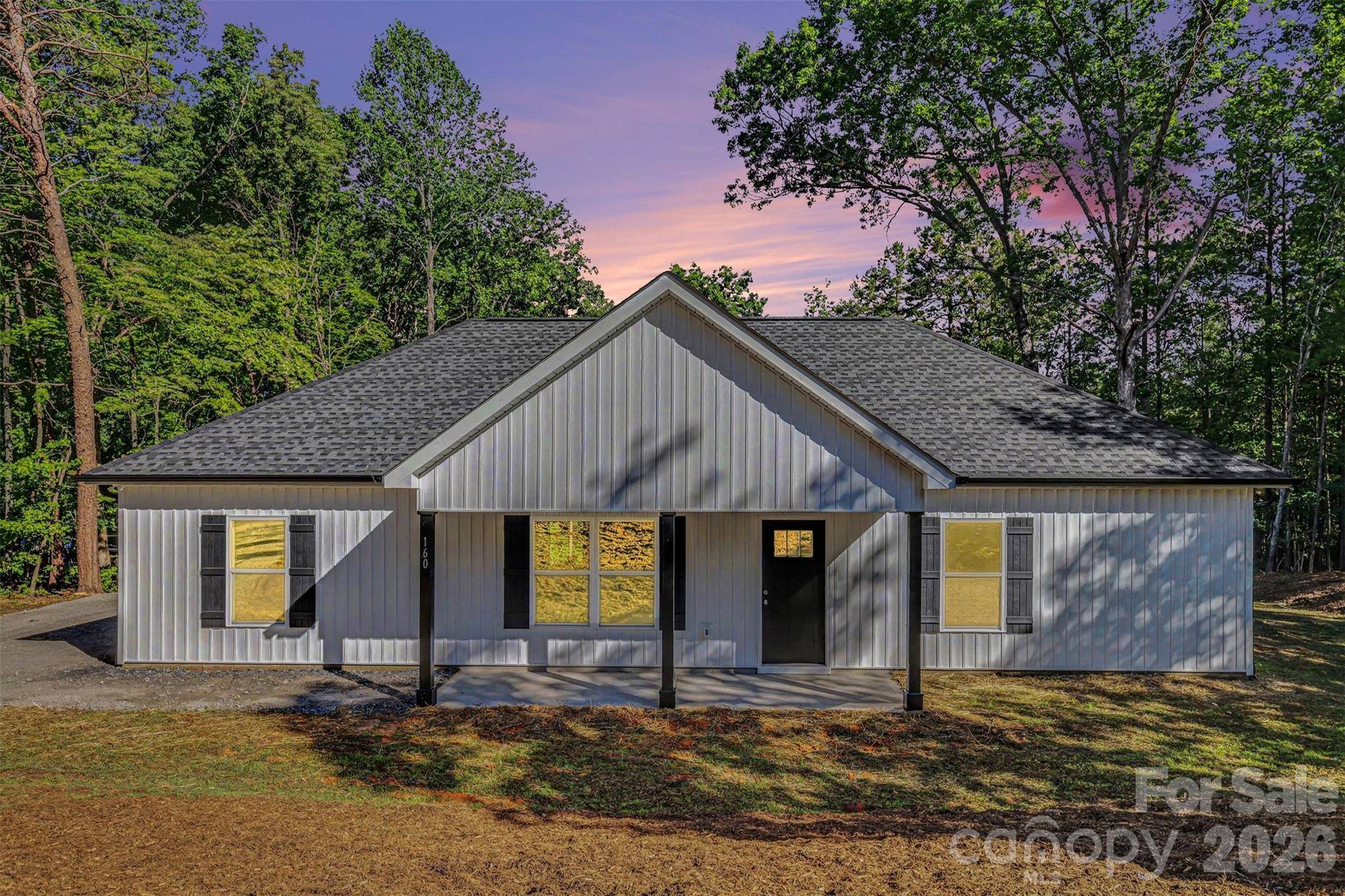 160 Parris RD, Blacksburg, SC 29702