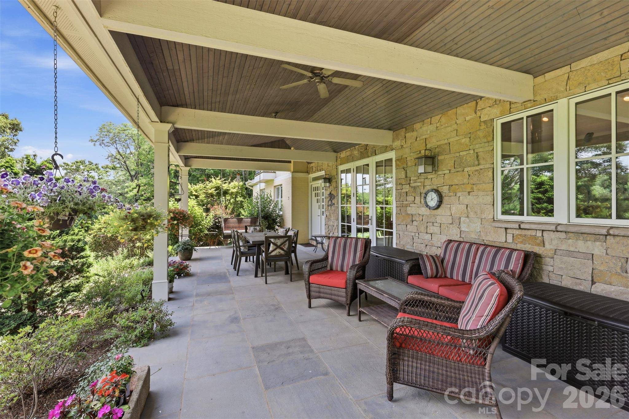 811 Butter ST, Landrum, SC 29356