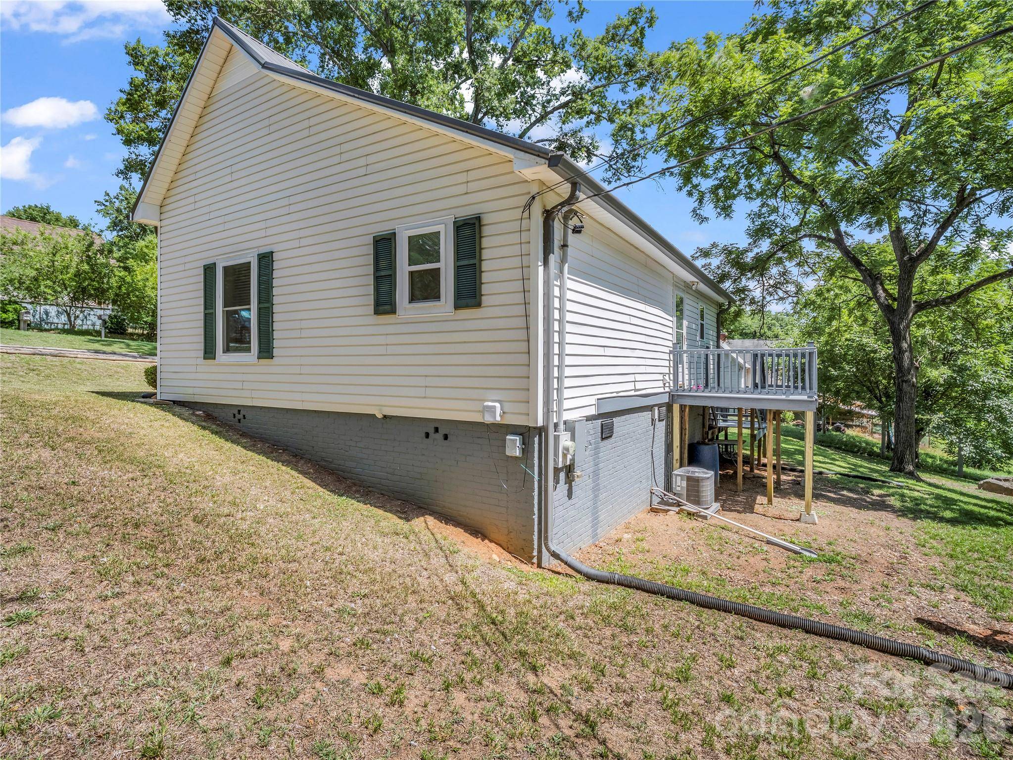193 Middle ST, Ellenboro, NC 28040