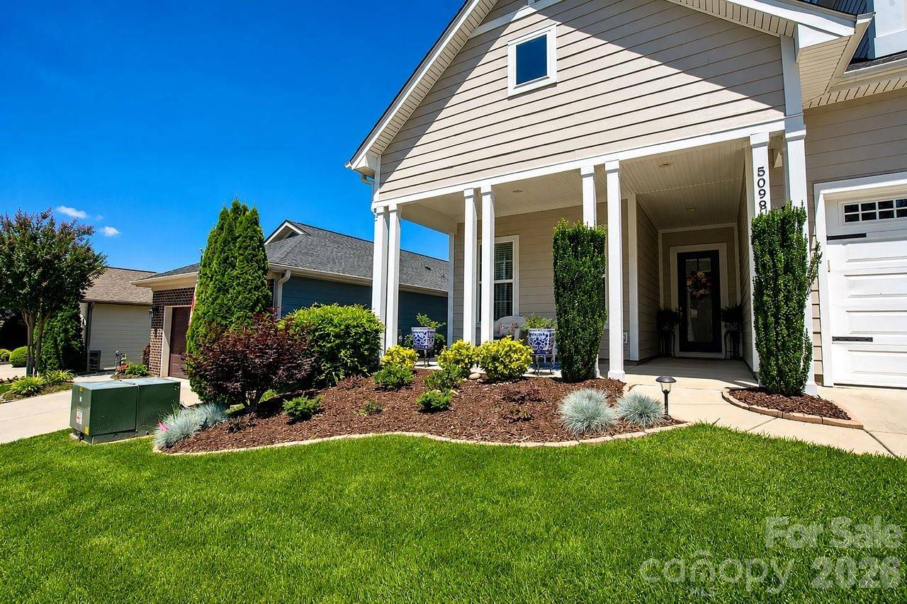5099 Looking Glass TRL, Denver, NC 28037