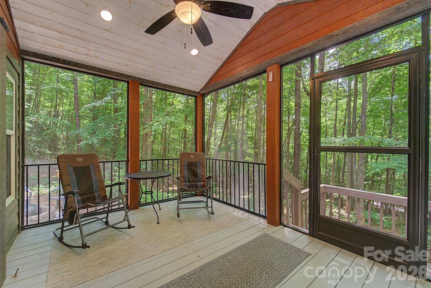 243 Jonquil Woods RD, Franklin, NC 28734