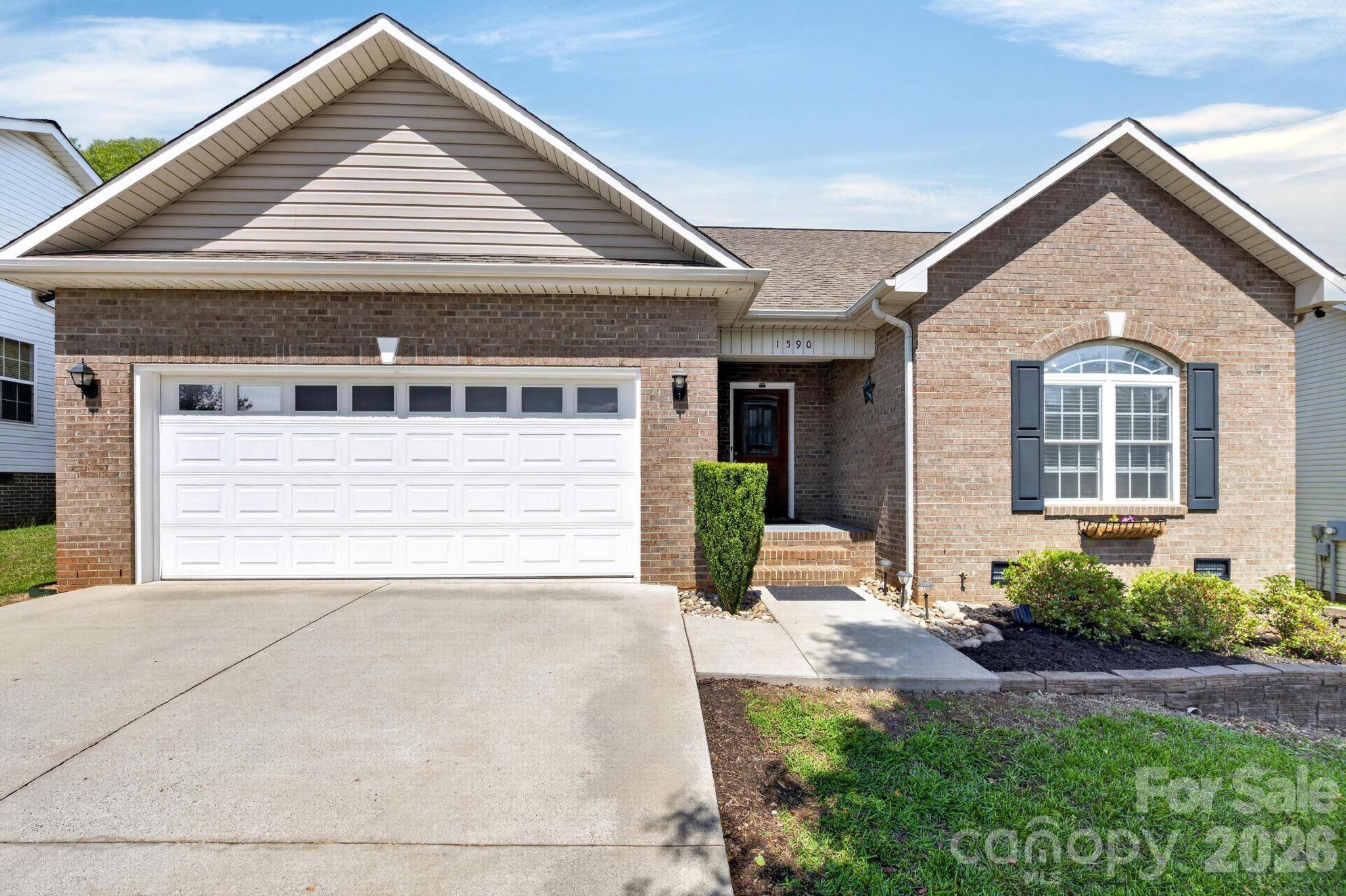 1590 Mayfair DR, Conover, NC 28613