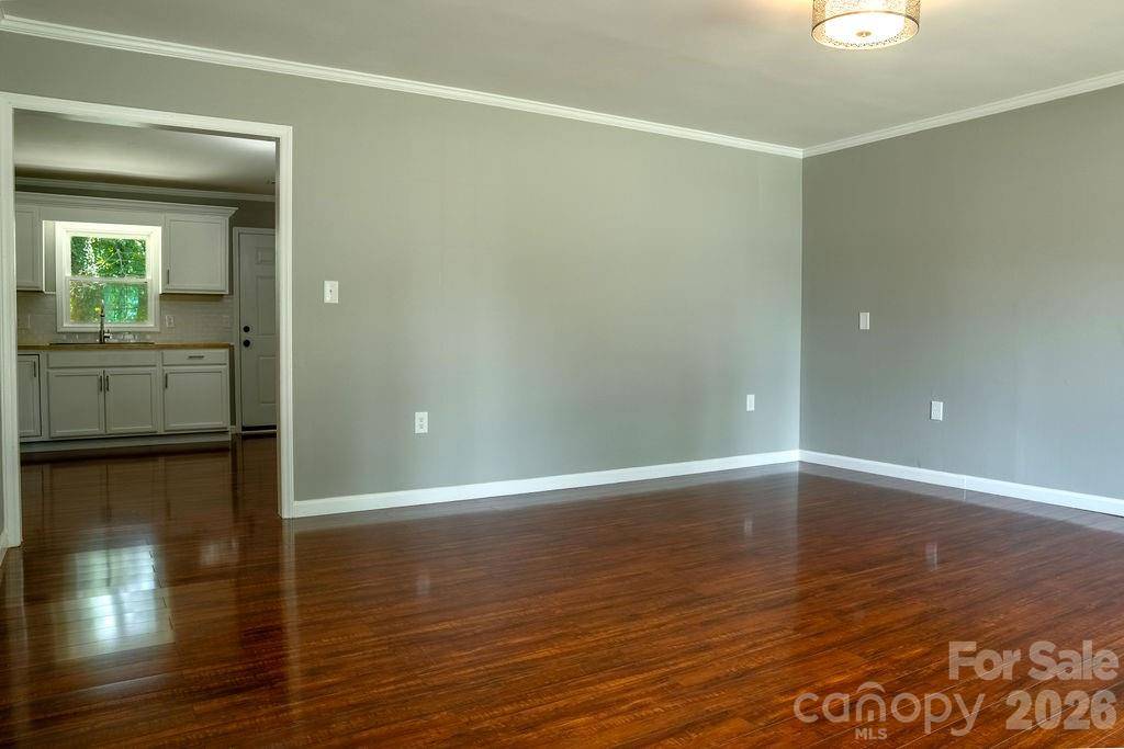 138 Oak Hill DR, Forest City, NC 28043