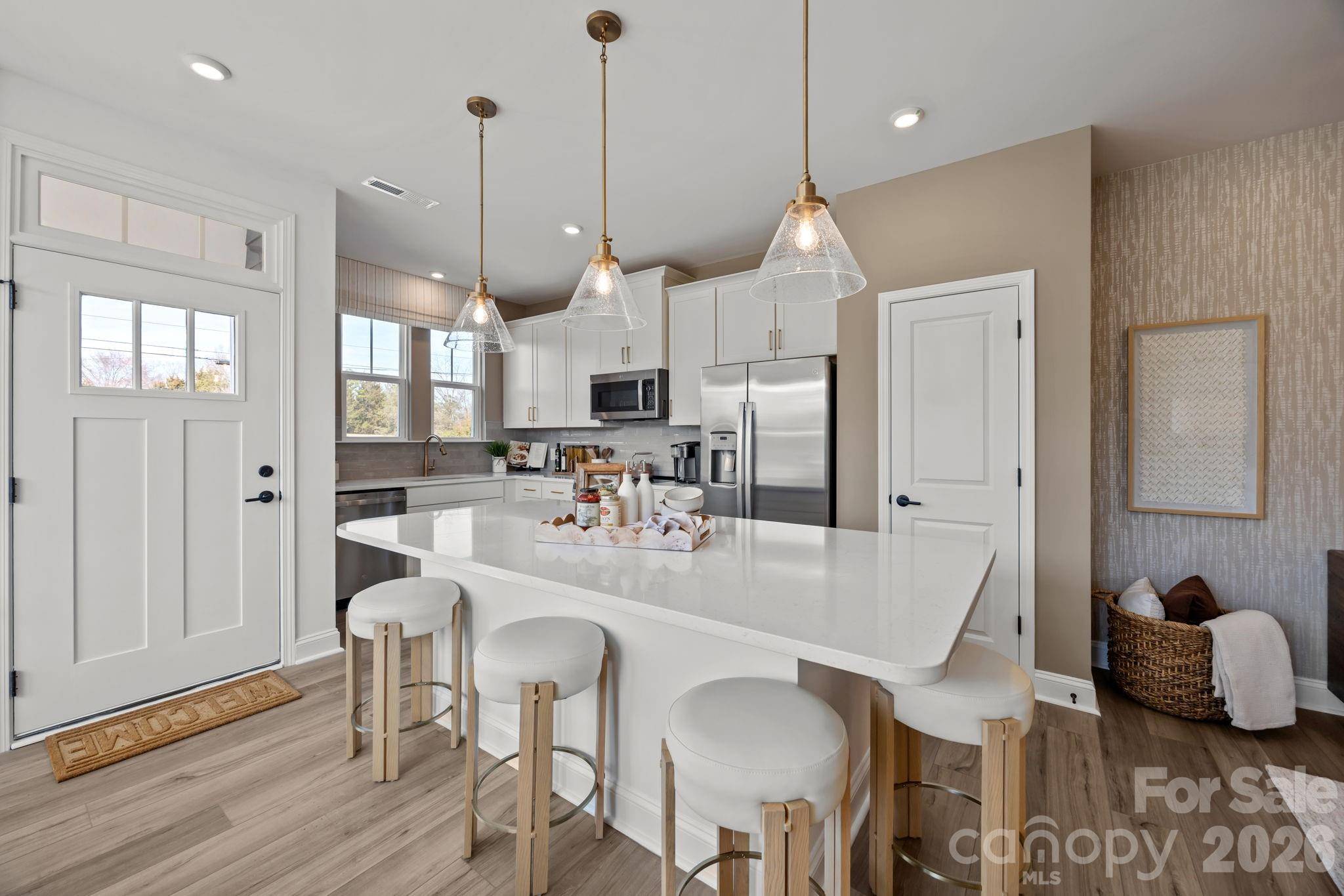 9027 Gulledge CT, Charlotte, NC 28262