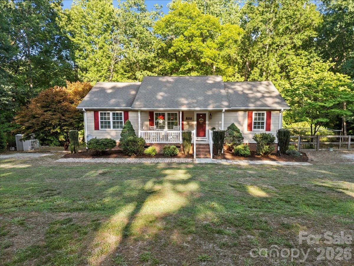 104 Balsam CIR, Troy, NC 27371