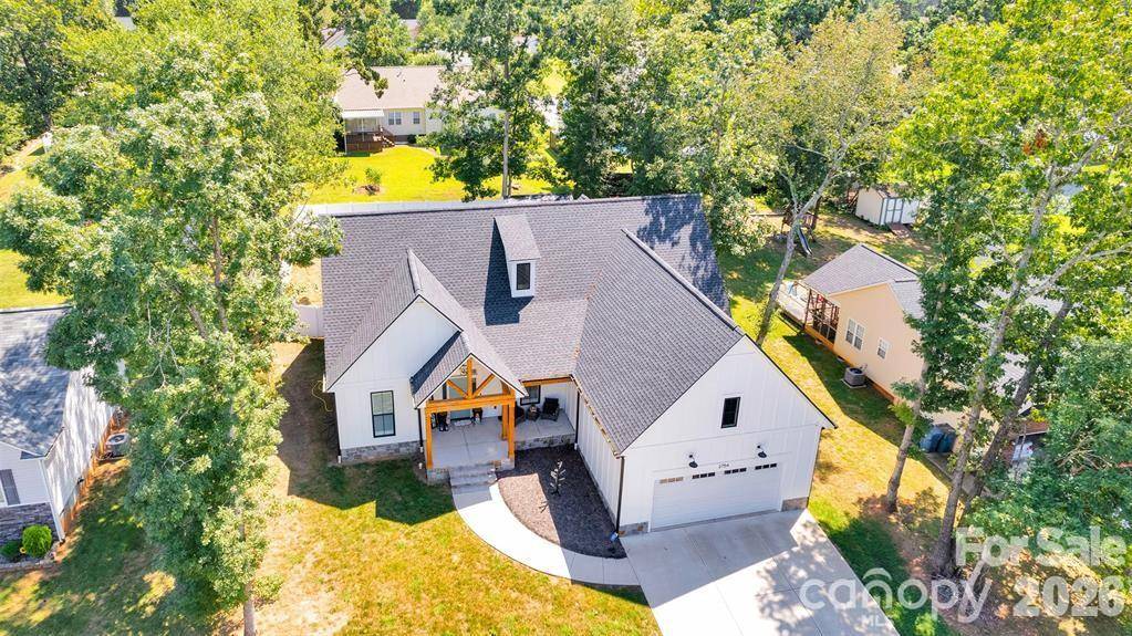 2754 Emperor ST, Claremont, NC 28610
