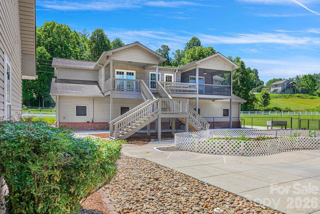 19 Helping Hands WAY, Pisgah Forest, NC 28768